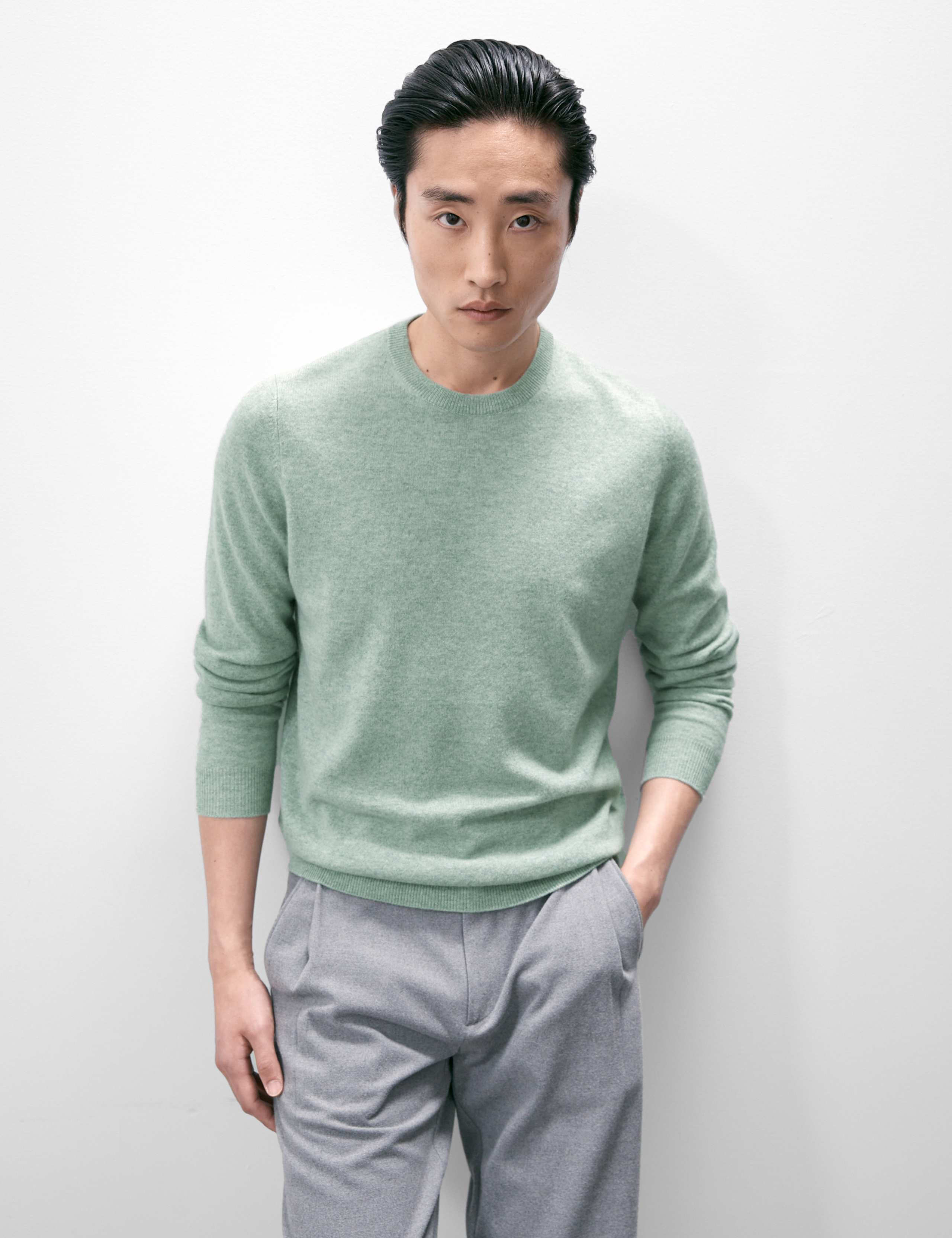Pure Cashmere Crew Neck Jumper 3 of 5