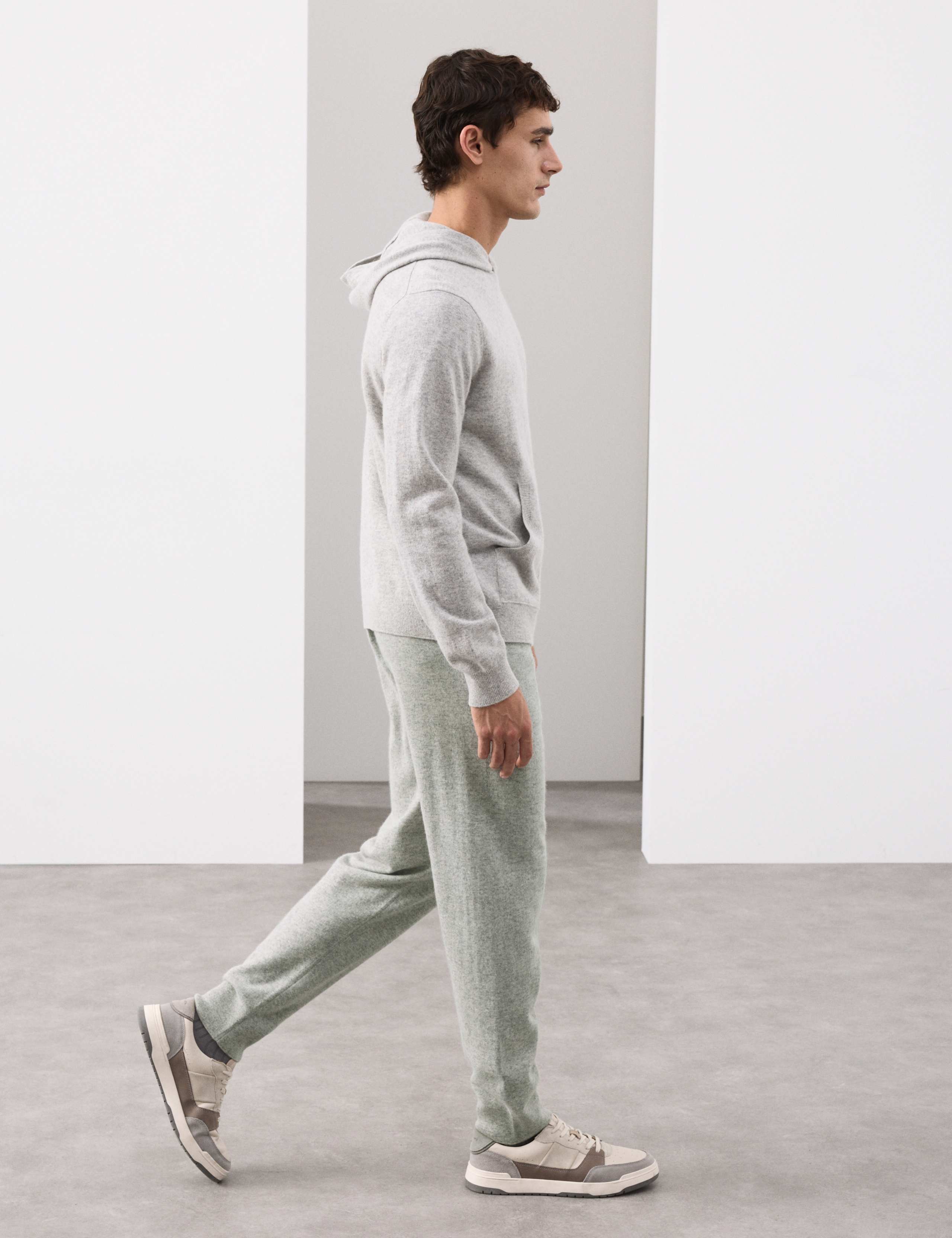 Pure Cashmere Knitted Joggers 4 of 7