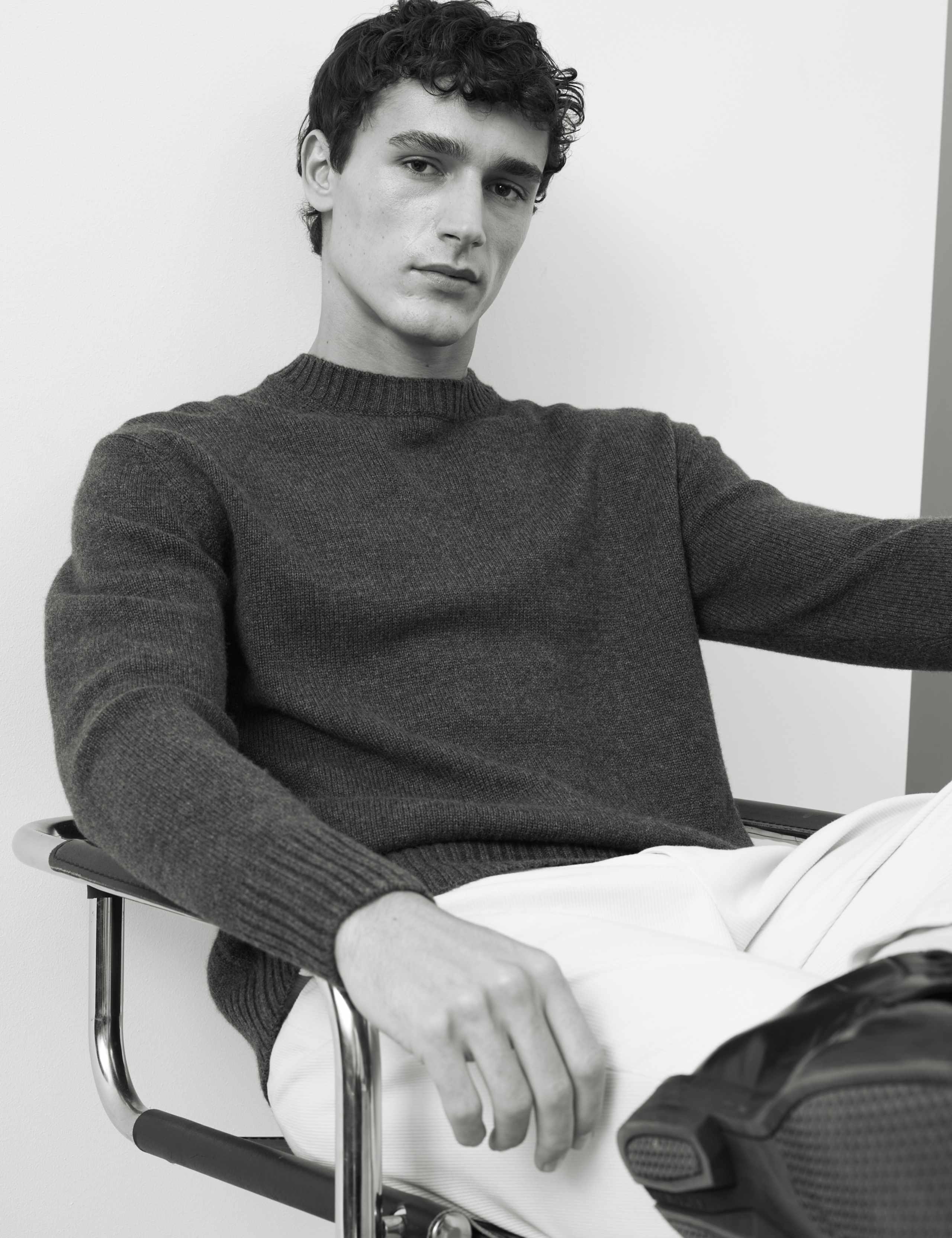 Cashmere and Wool Blend Crew Neck Jumper 6 of 6