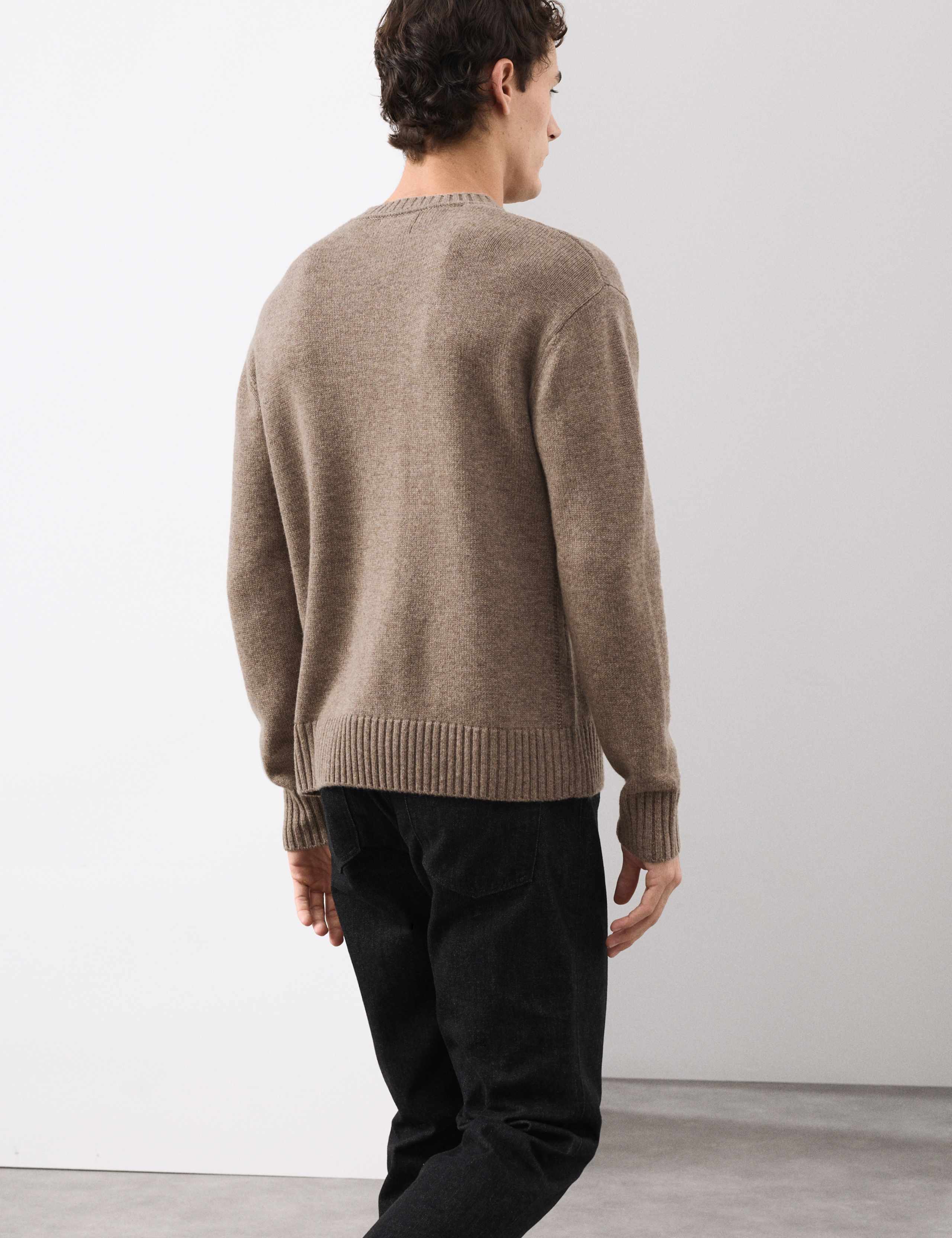 Cashmere and Wool Blend Crew Neck Jumper 7 of 7