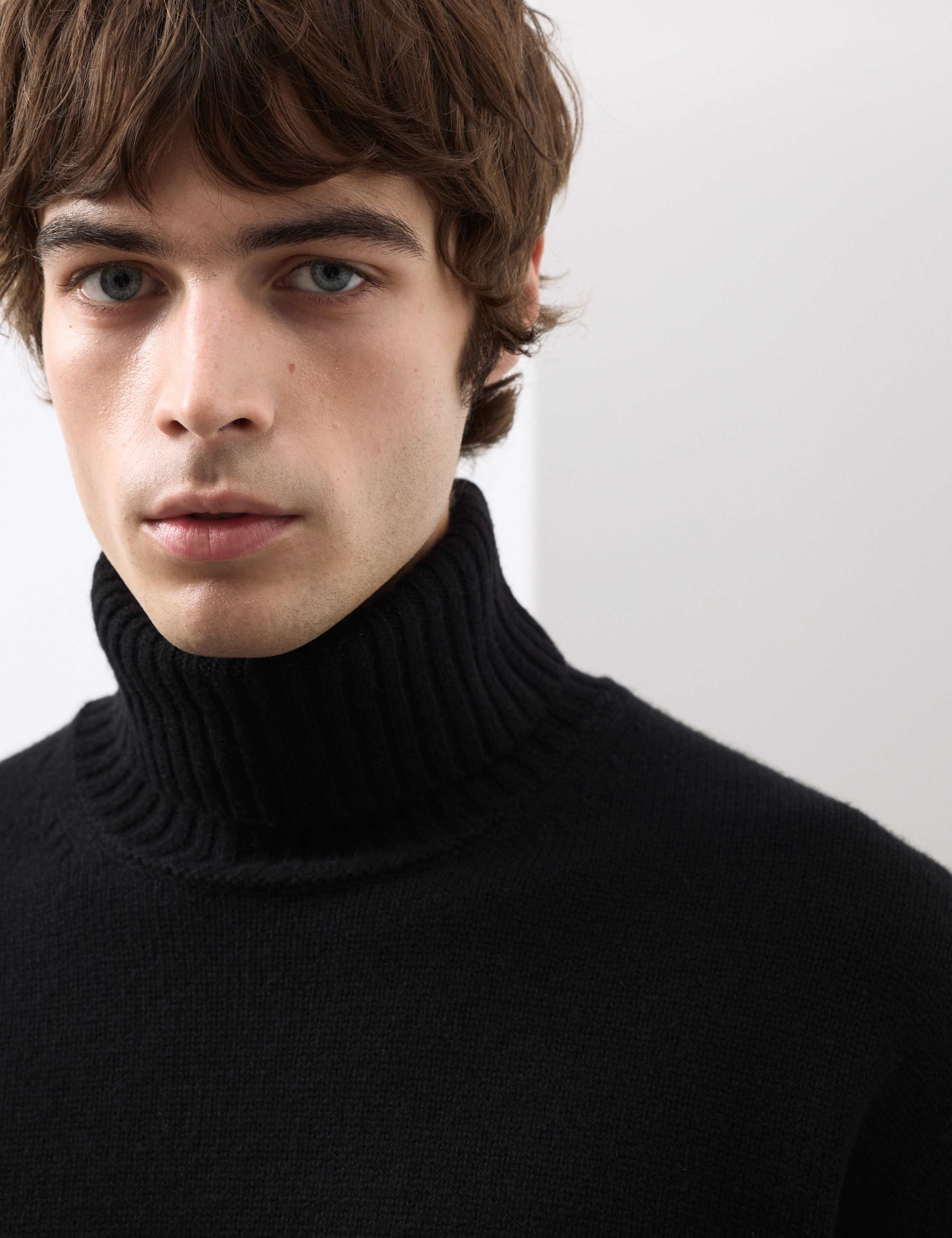Wool and Cashmere Blend Roll Neck Jumper 4 of 7
