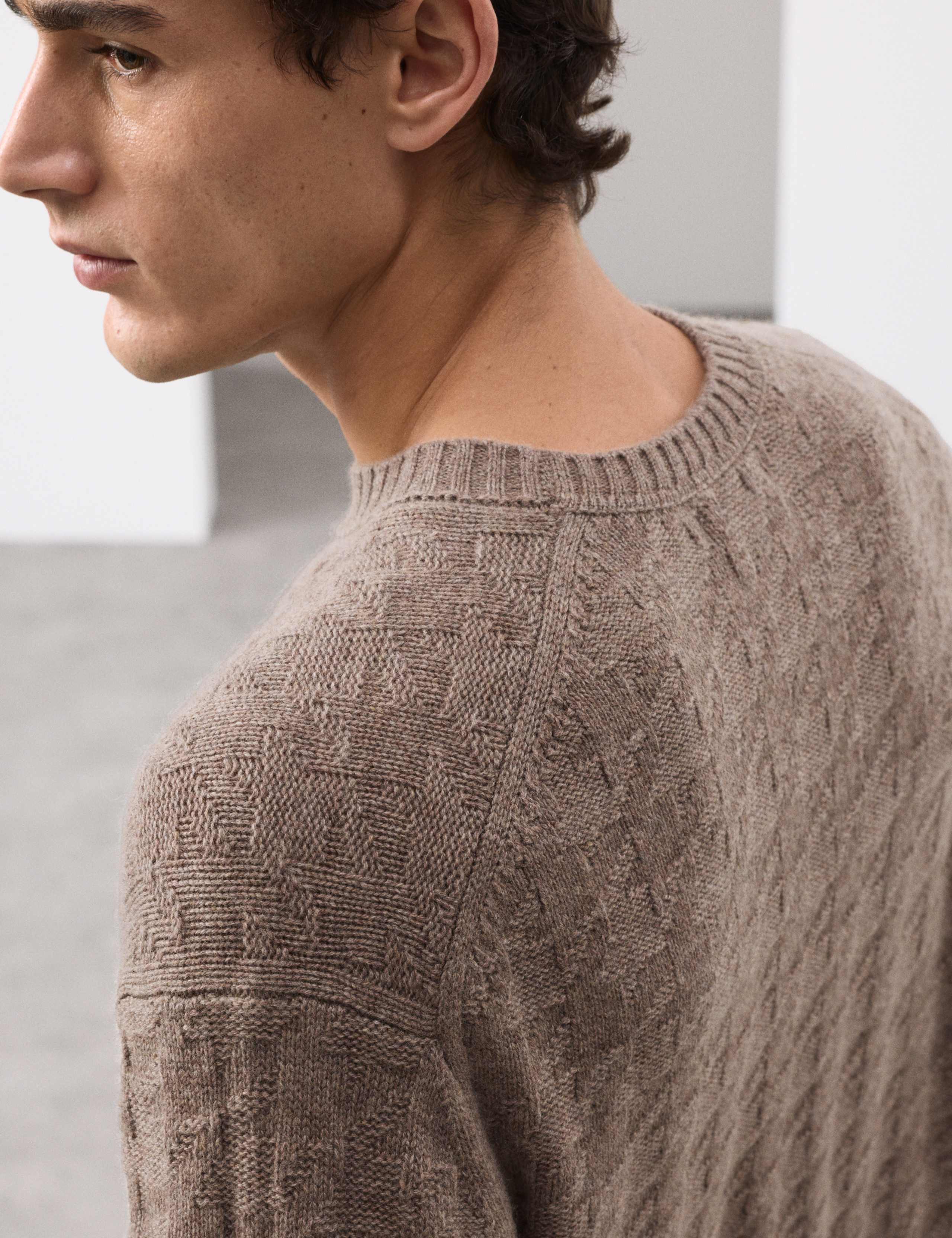 Cashmere Blend Textured Crew Neck Jumper 6 of 6