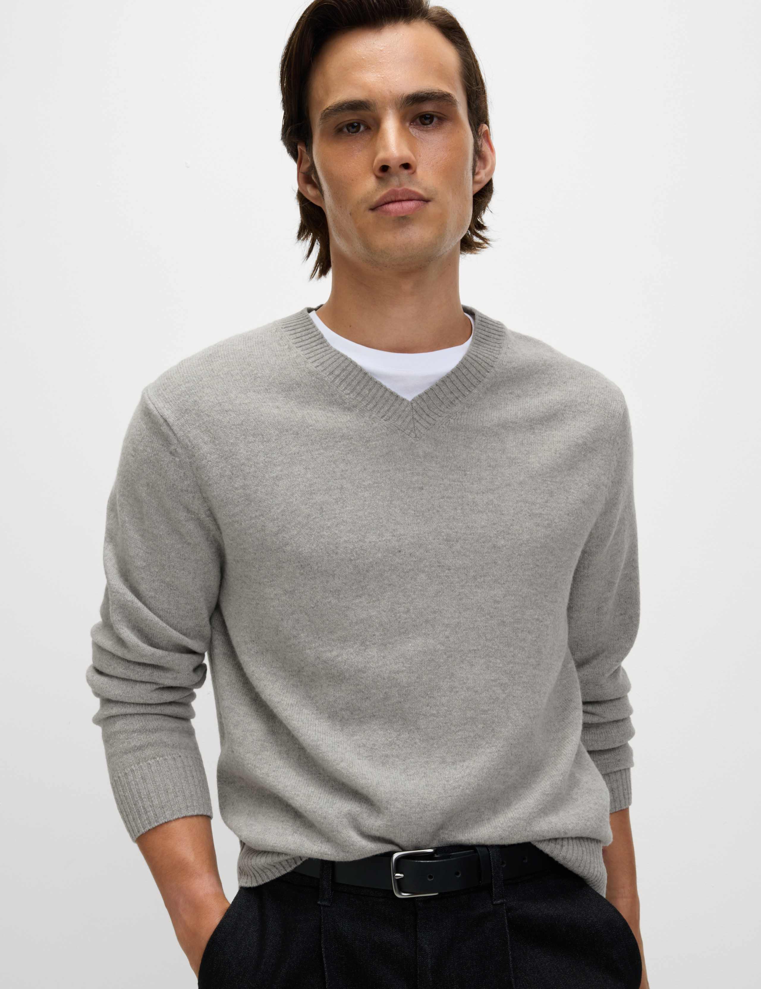 Pure Lambswool V-Neck Jumper 6 of 7