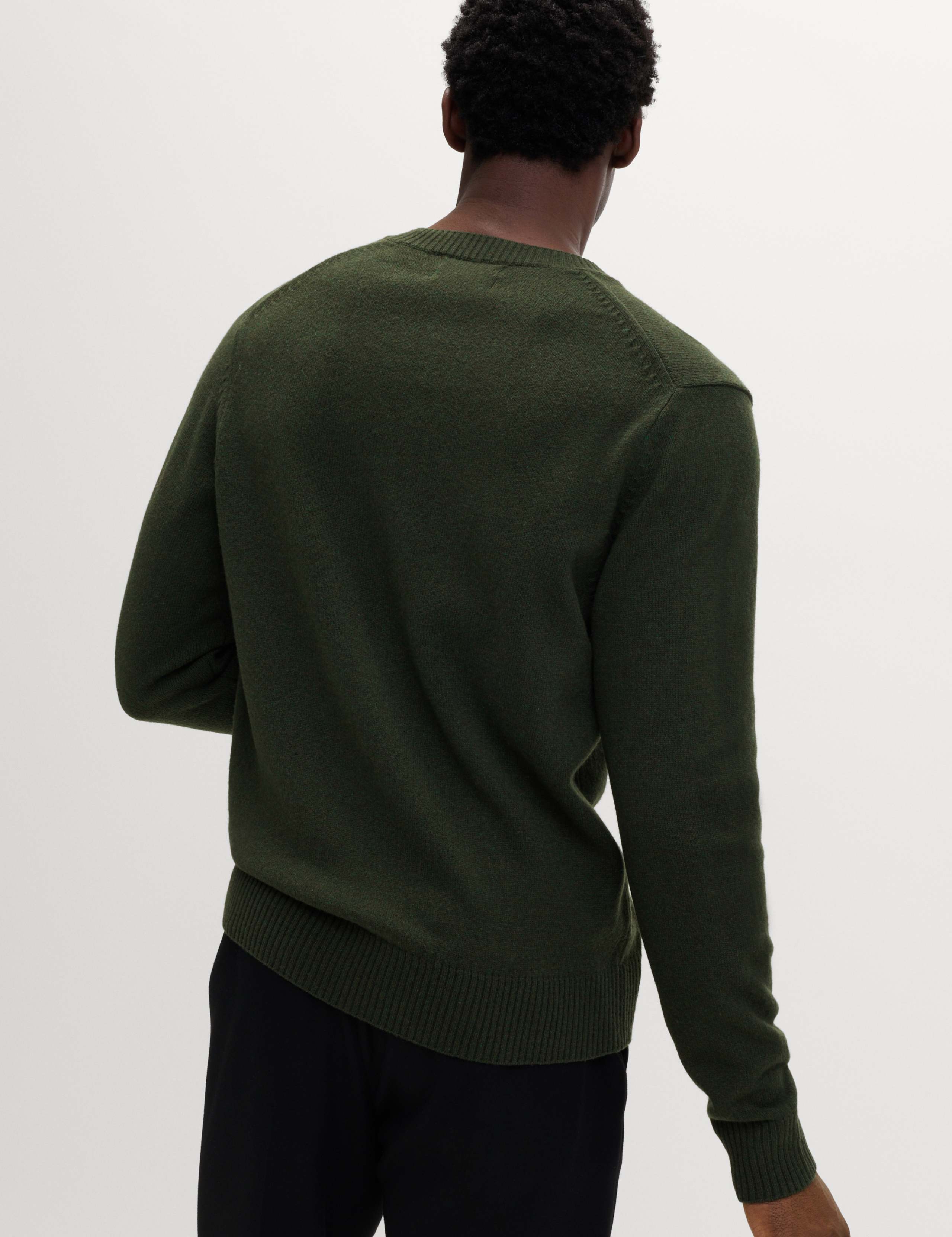Pure Lambswool V-Neck Jumper 4 of 5