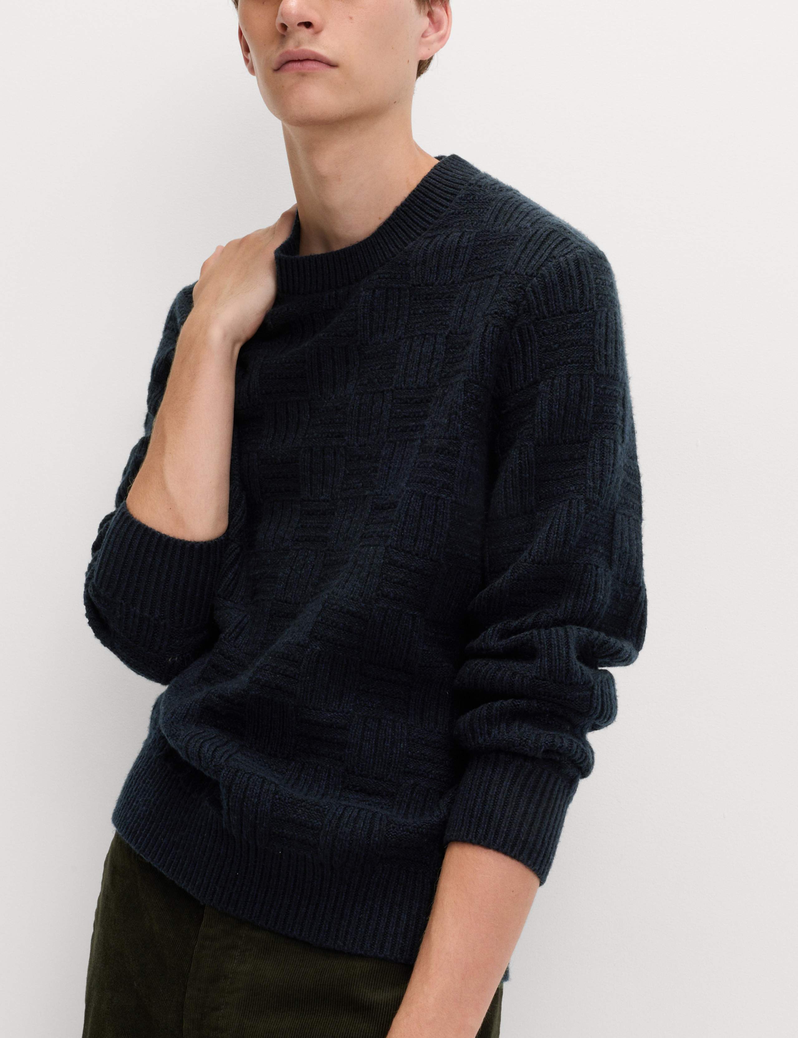 Lambswool Blend Basket Stitch Crew Neck Jumper 4 of 5