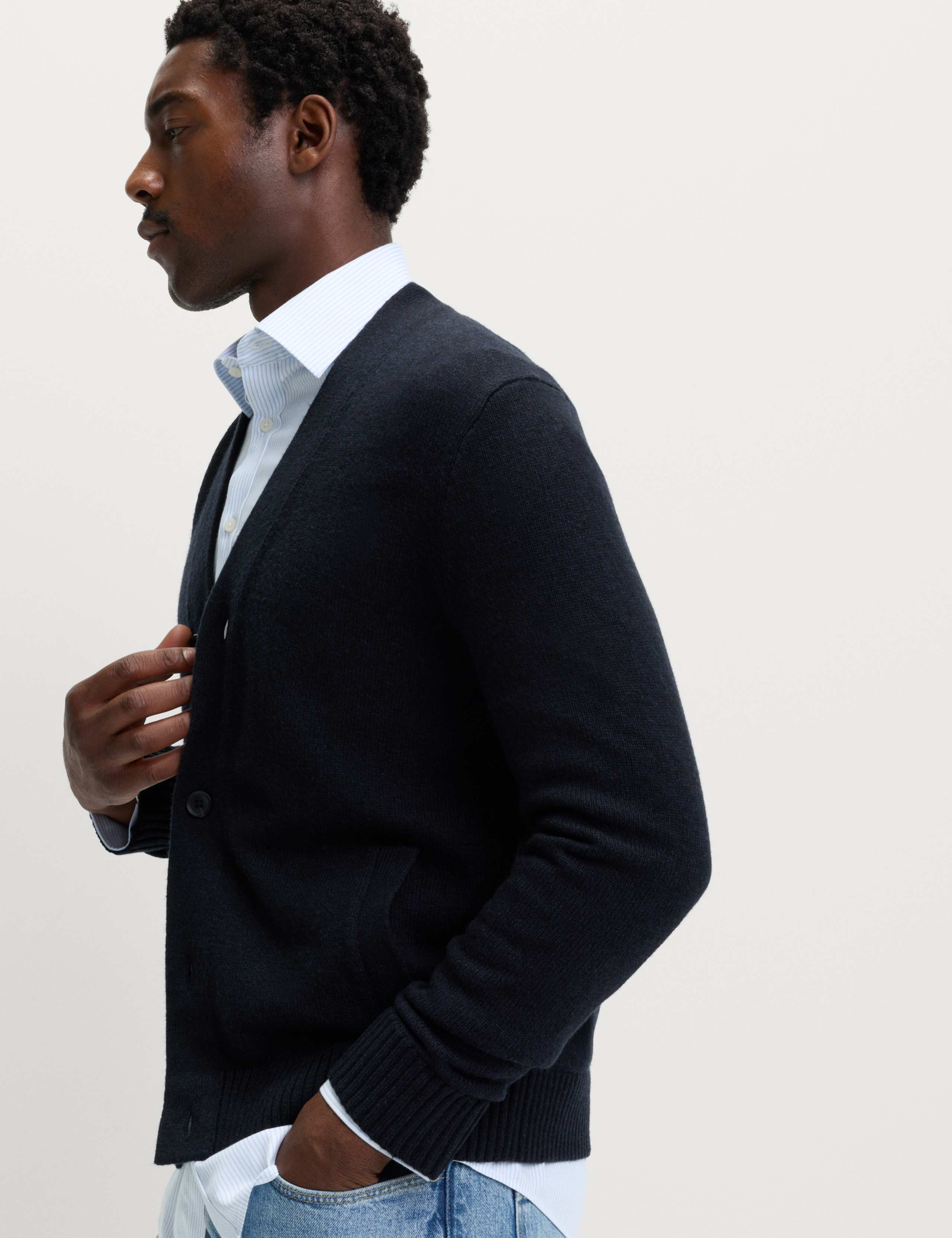 Lambswool Blend V-Neck Cardigan 3 of 5