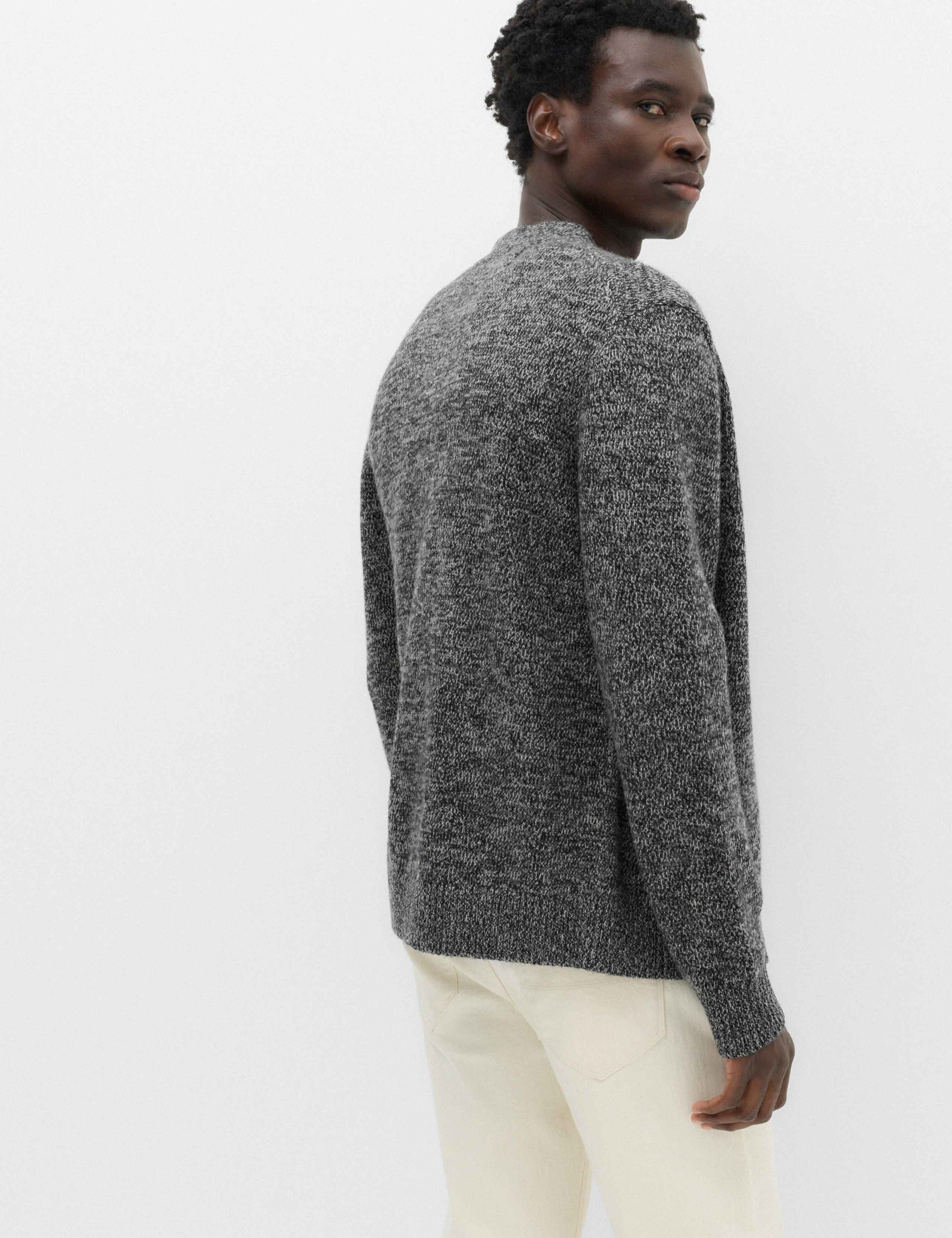 Lambswool Blend V-Neck Cardigan 4 of 5