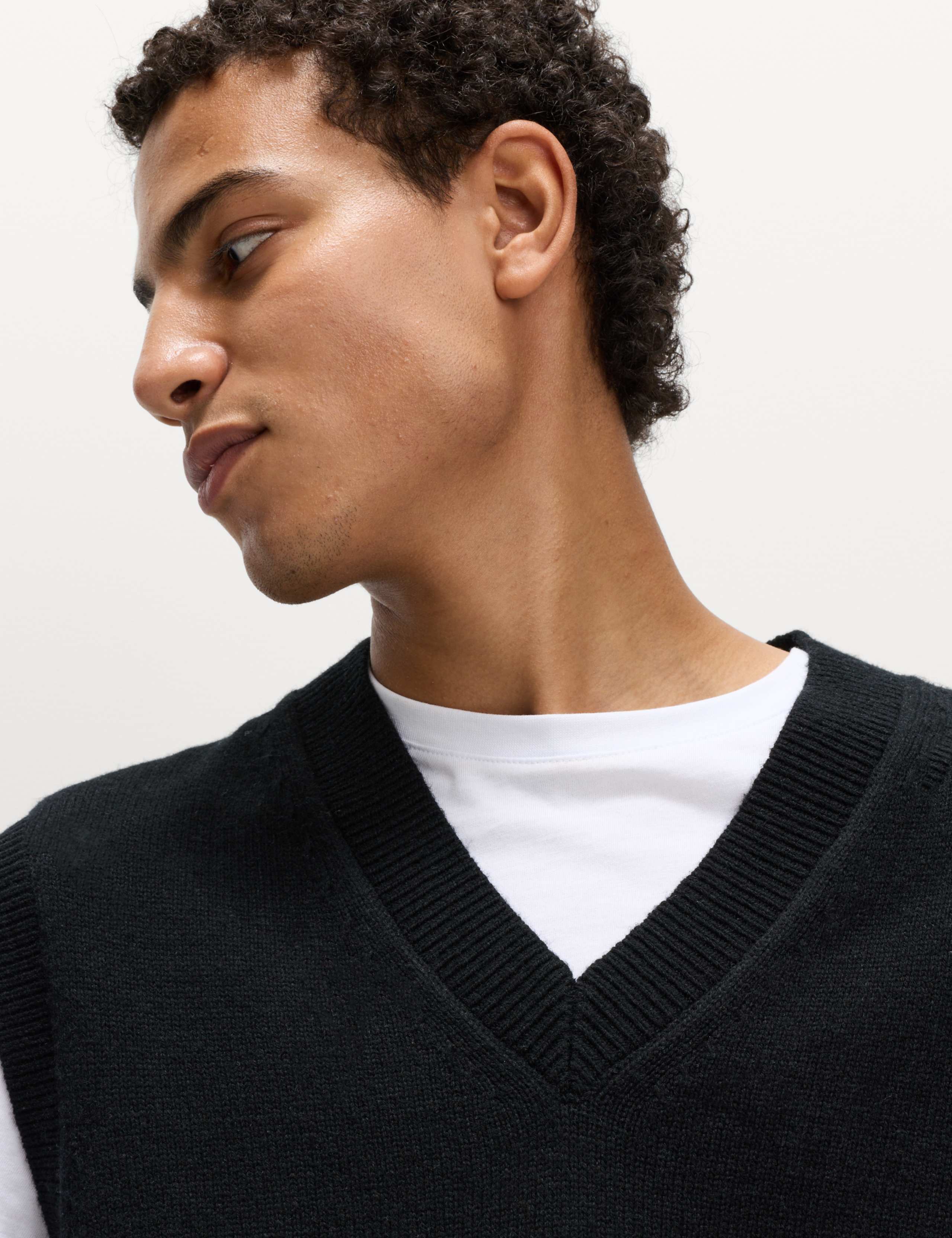 Lambswool Blend V-Neck Knitted Vest 1 of 5