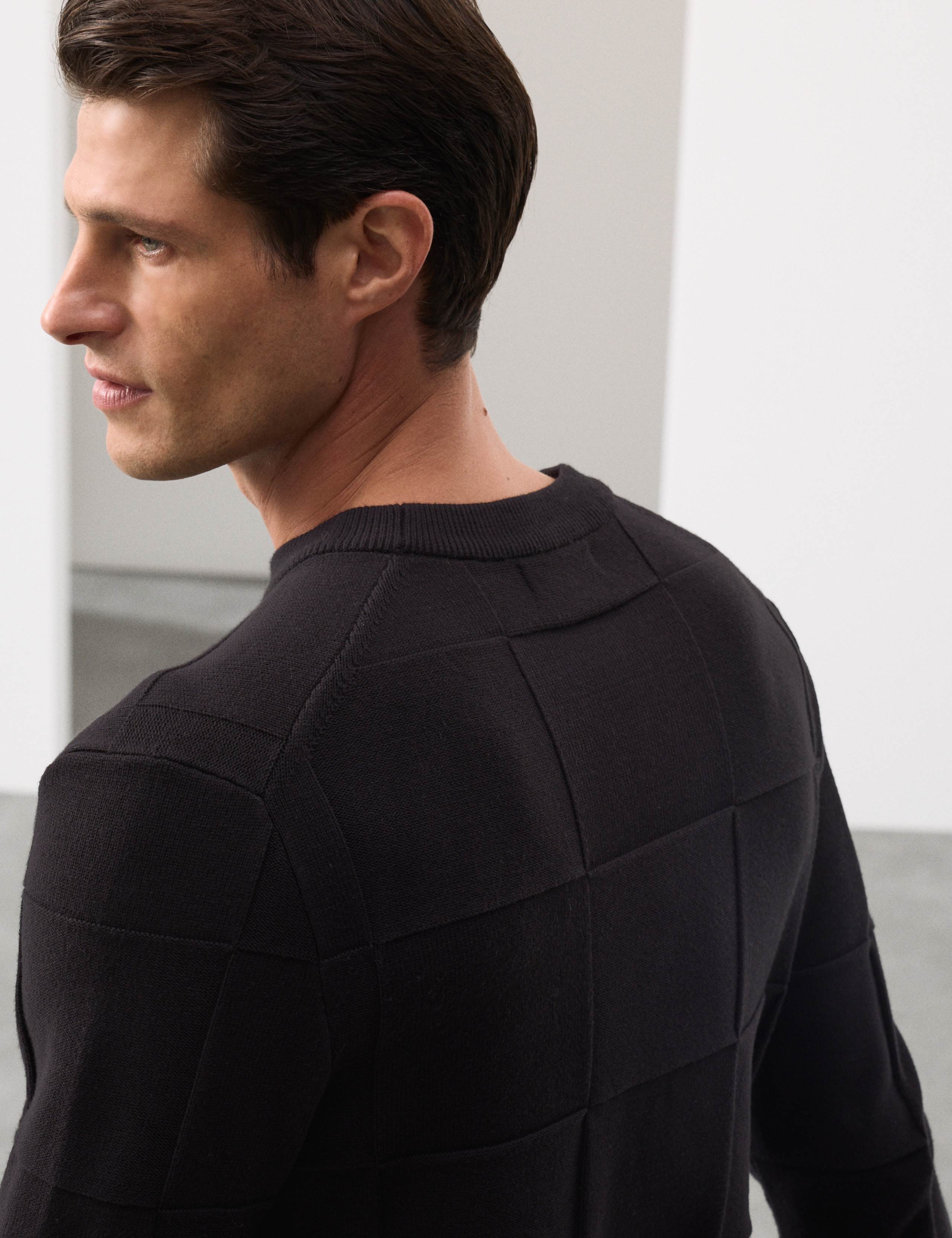 Textured Crew Neck Knitted Jumper 4 of 7