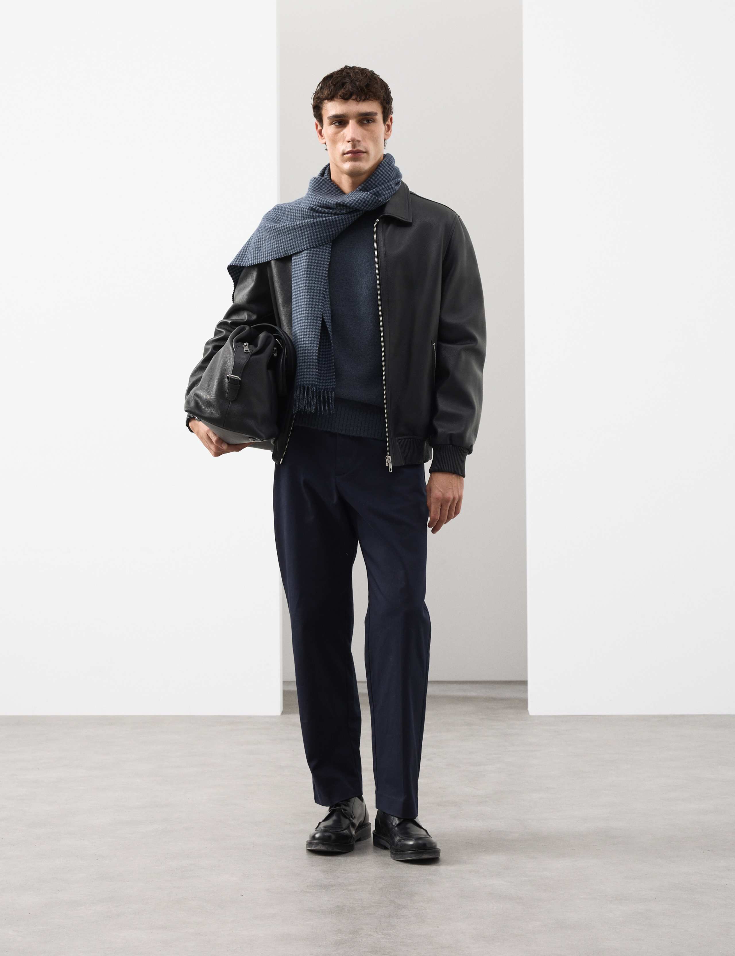 Merino Mohair Blend Relaxed Crew Jumper 3 of 7