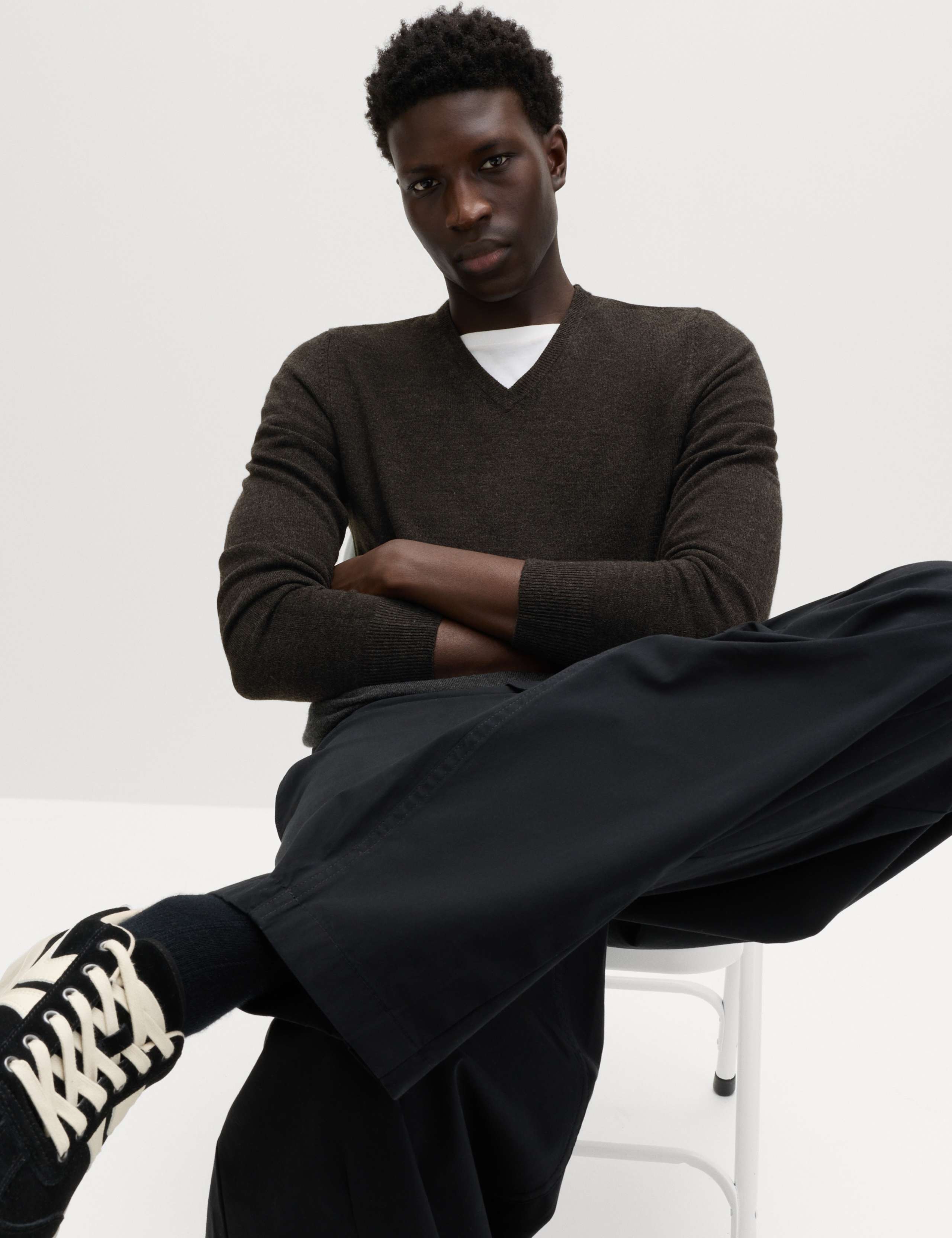 Cashmilon™ V-Neck Jumper 5 of 5