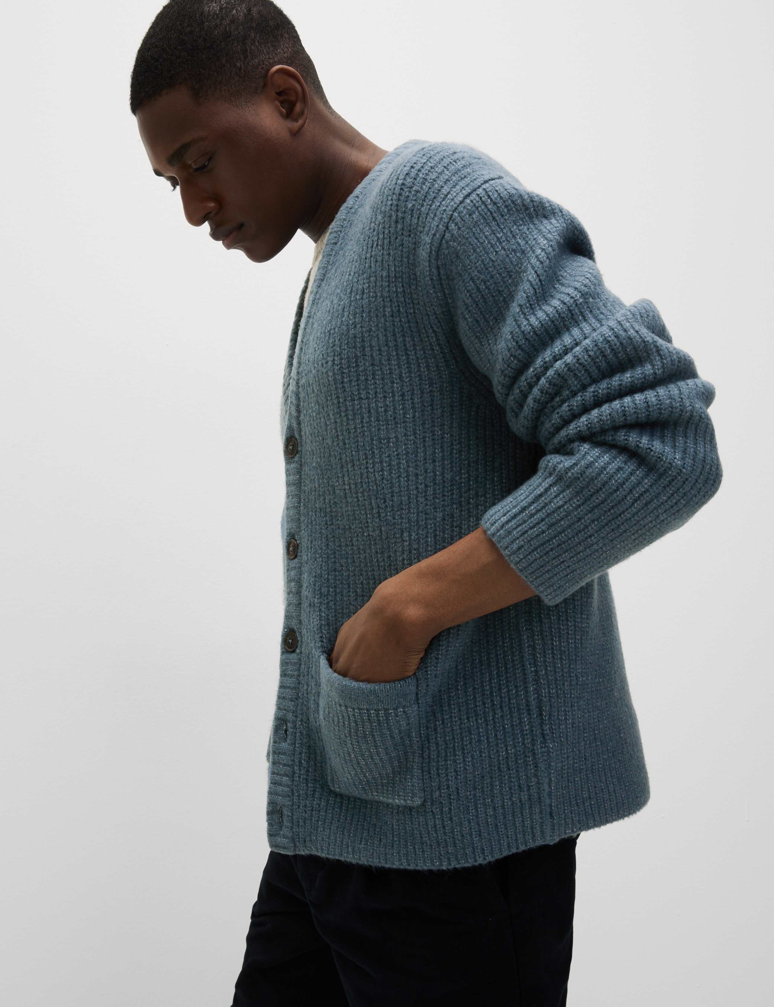 Supersoft Ribbed V-Neck Cardigan with Wool 6 of 8