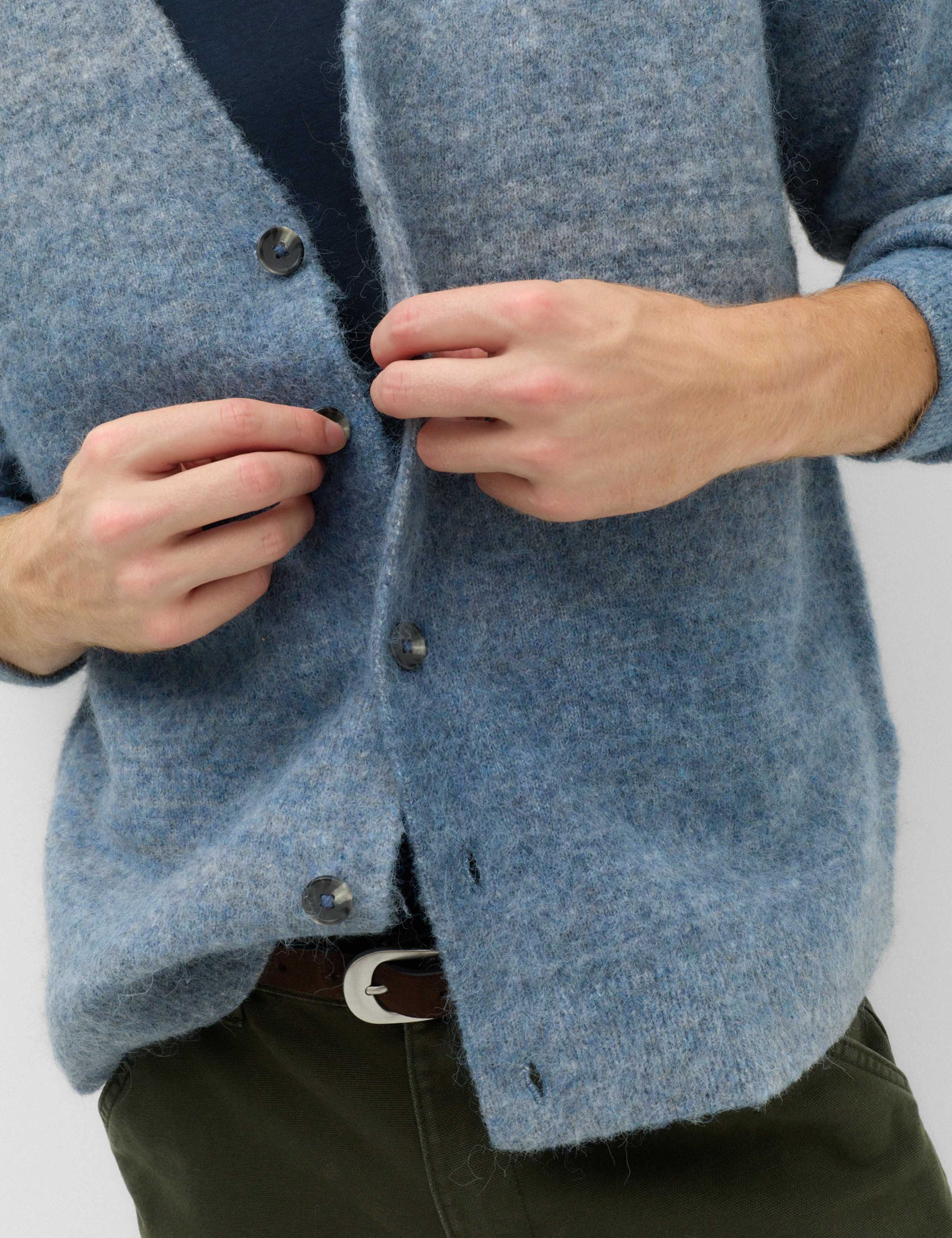 Lofty Ombre Cardigan 3 of 6
