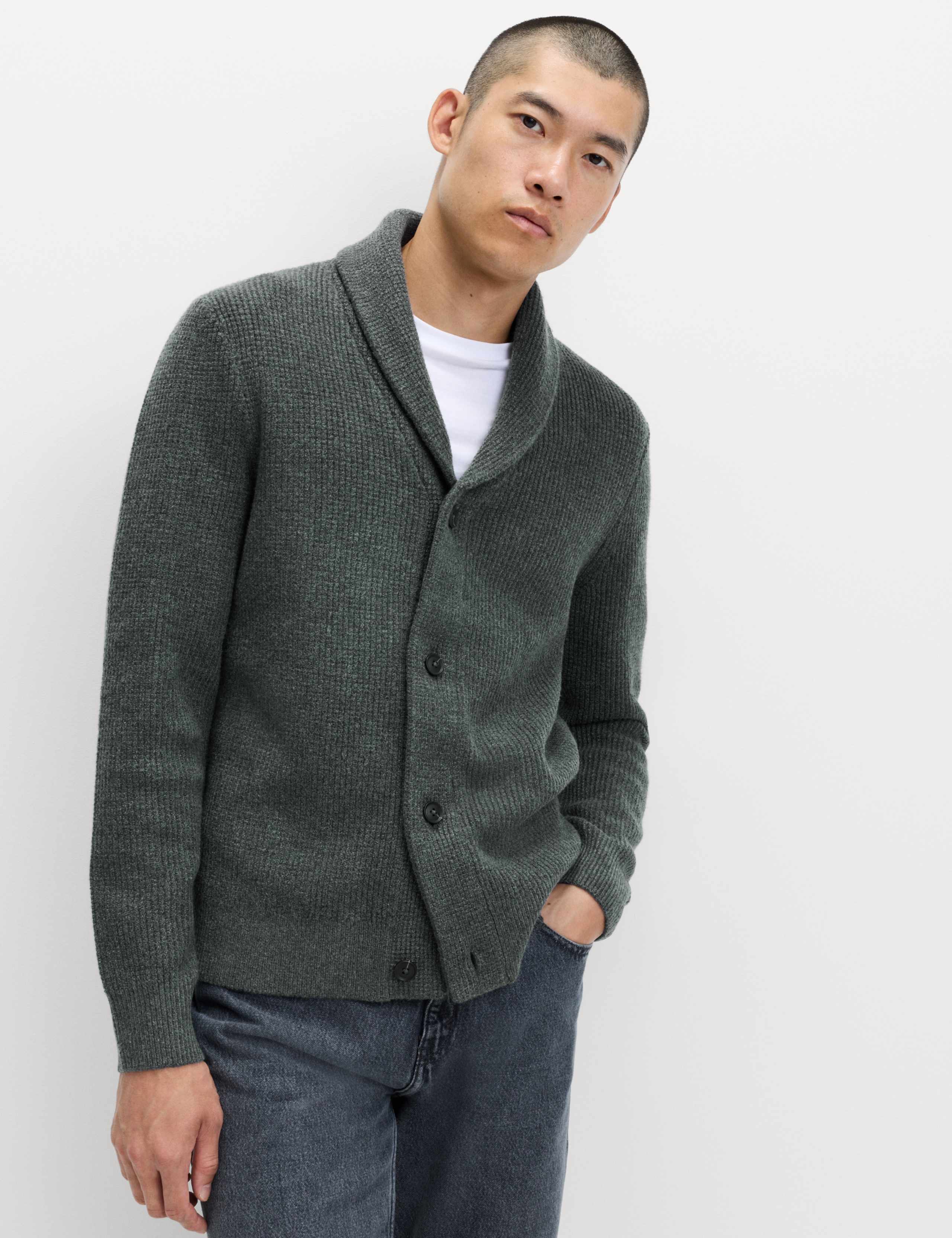 Air-Yarn Waffle Knit Shawl Neck Cardigan 5 of 6