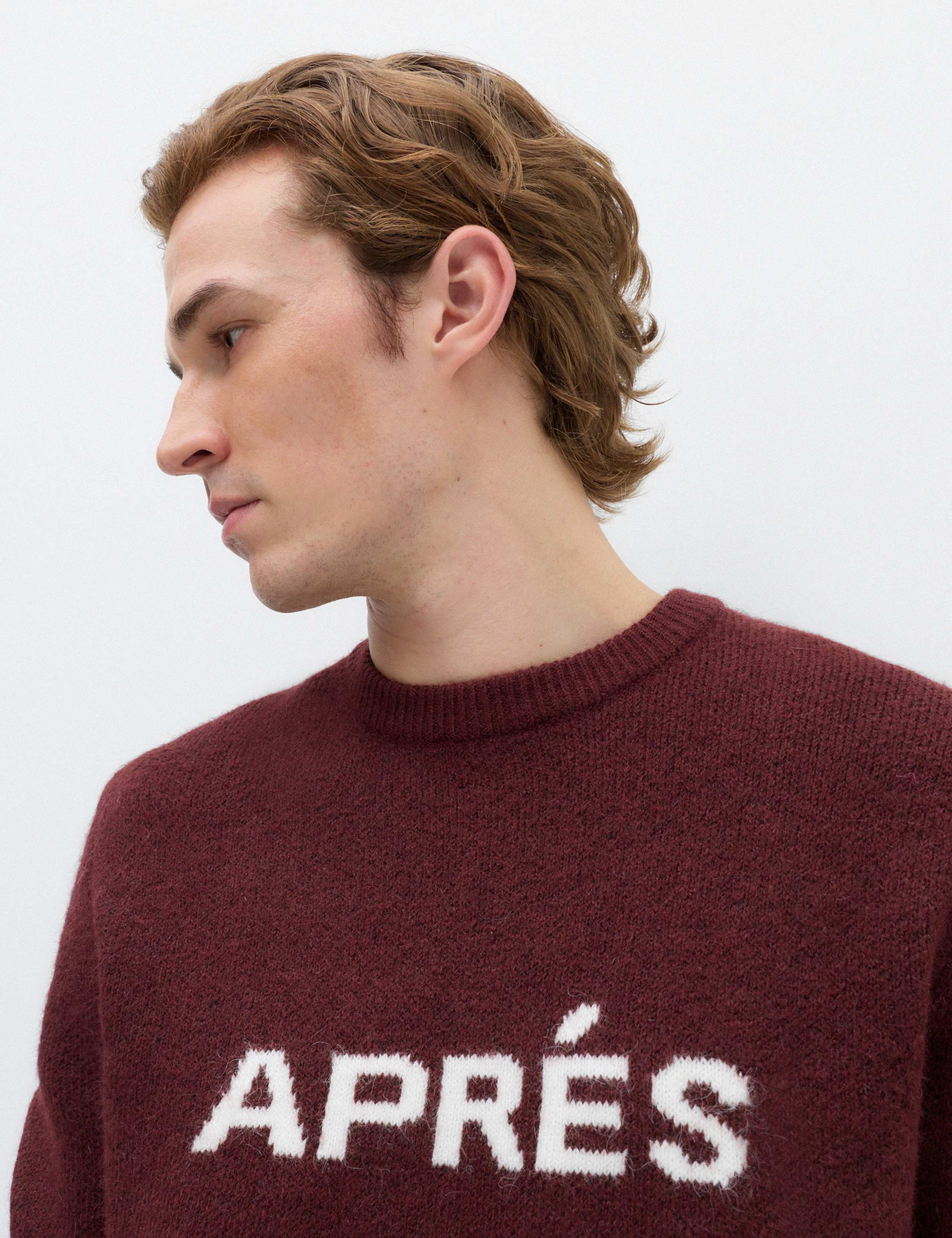 Apres Slogan Crew Neck Jumper 4 of 7
