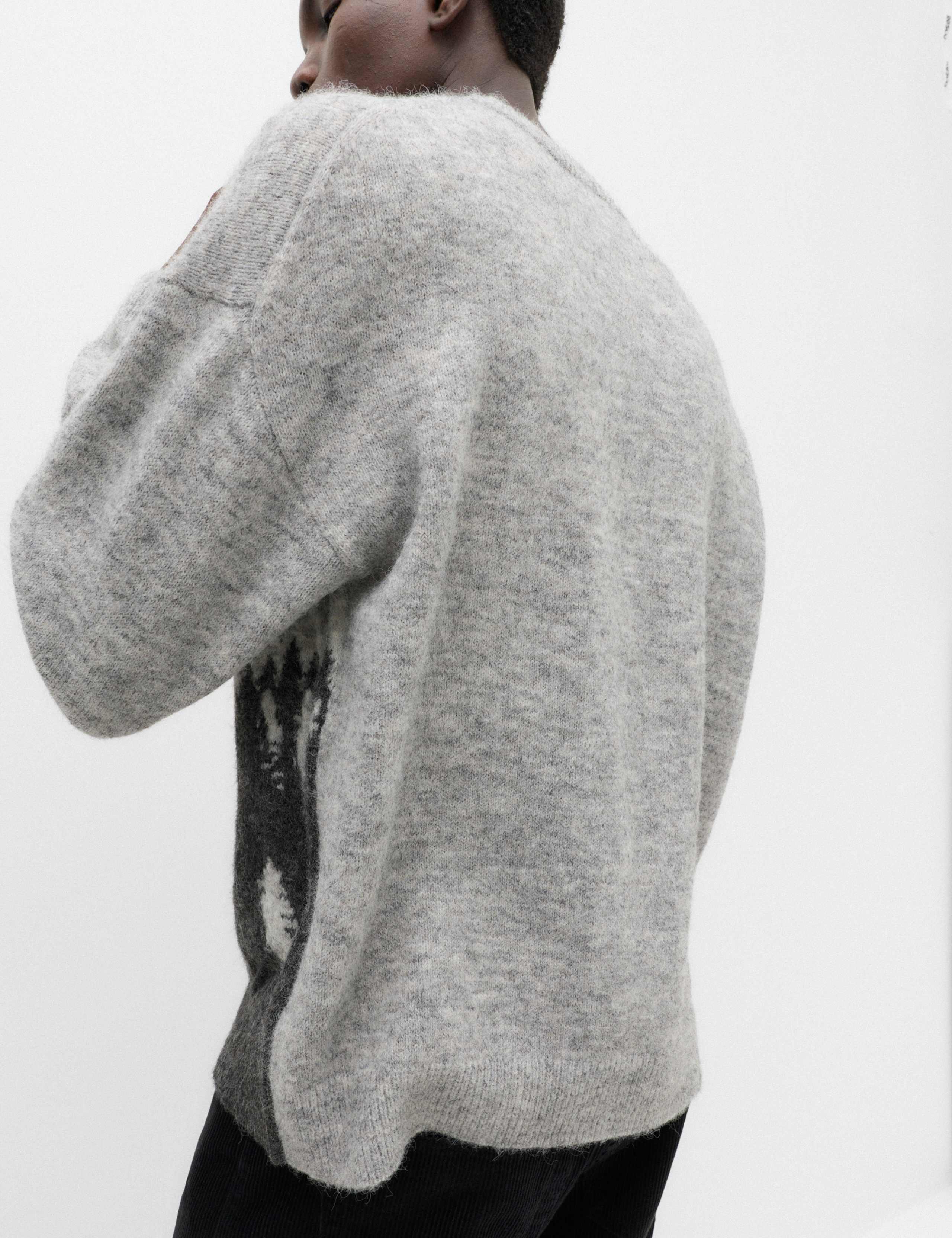 Mountain Scene Crew Neck Jumper with Wool 4 of 7