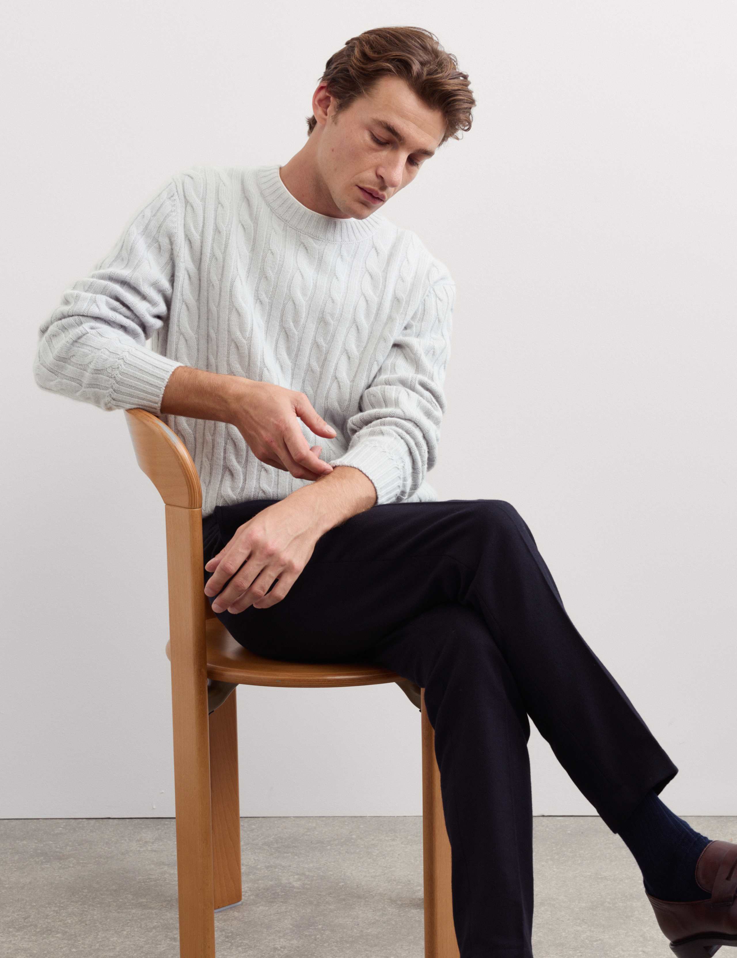 Cashmere Rich Cable Knit Crew Neck Jumper 7 of 7