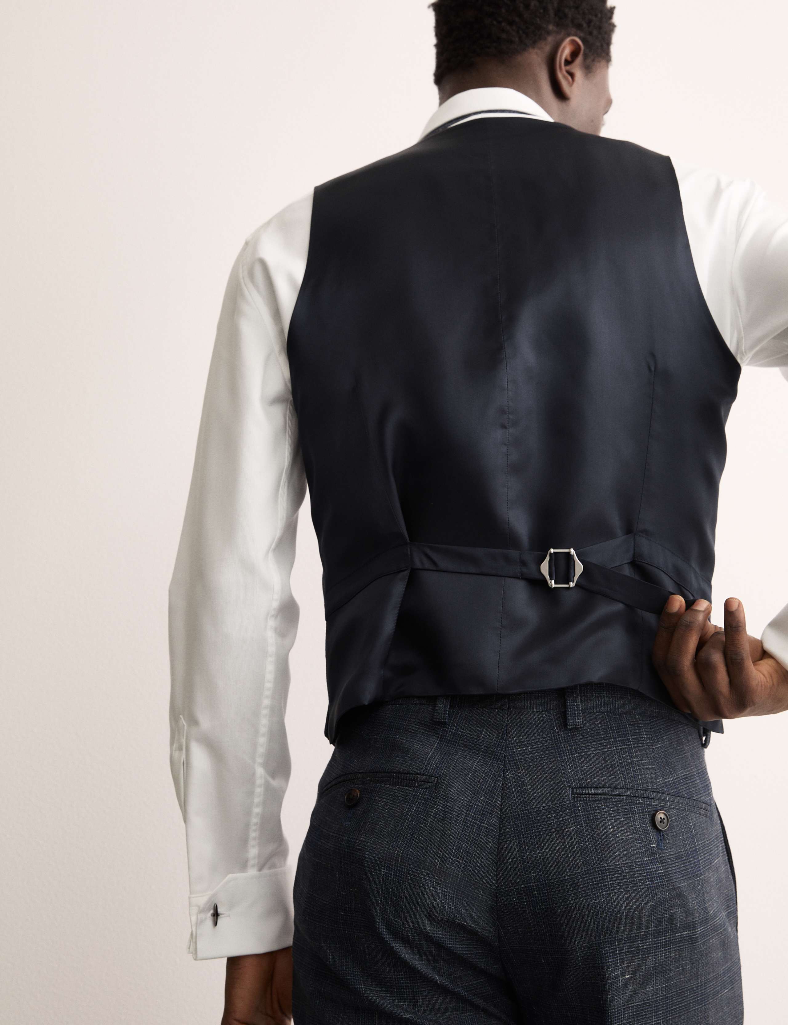 Italian Wool, Silk and Linen Waistcoat 4 of 6