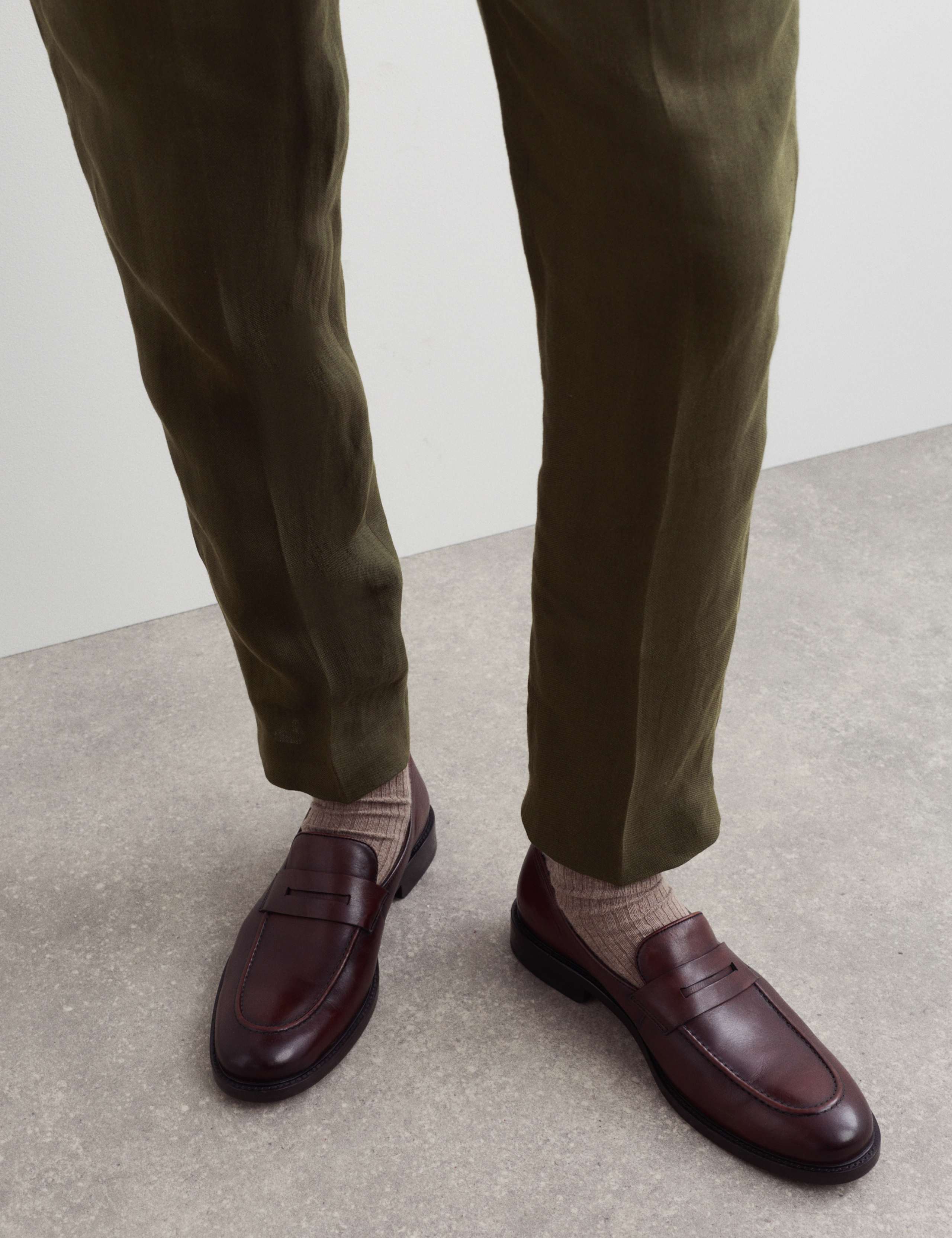 Tailored Fit Pure Linen Trousers 5 of 7