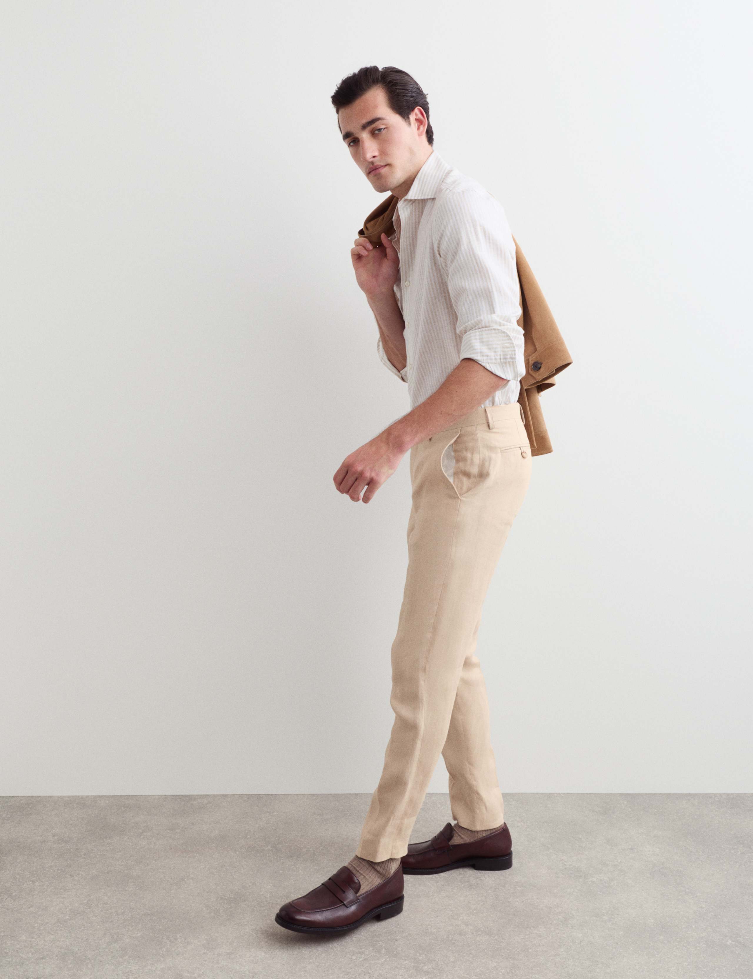 Tailored Fit Pure Linen Trousers 6 of 6