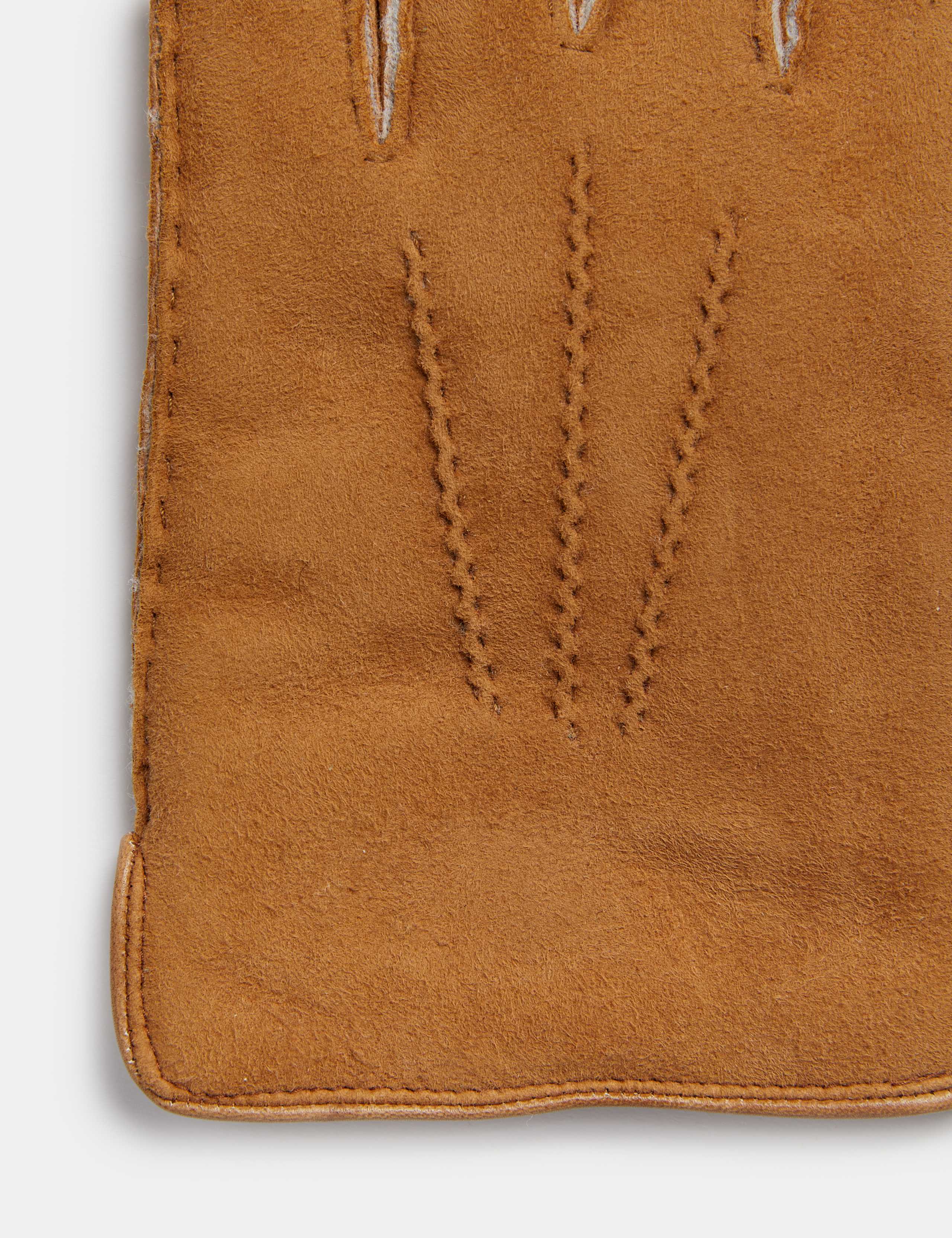 Sheepskin Gloves 3 of 3