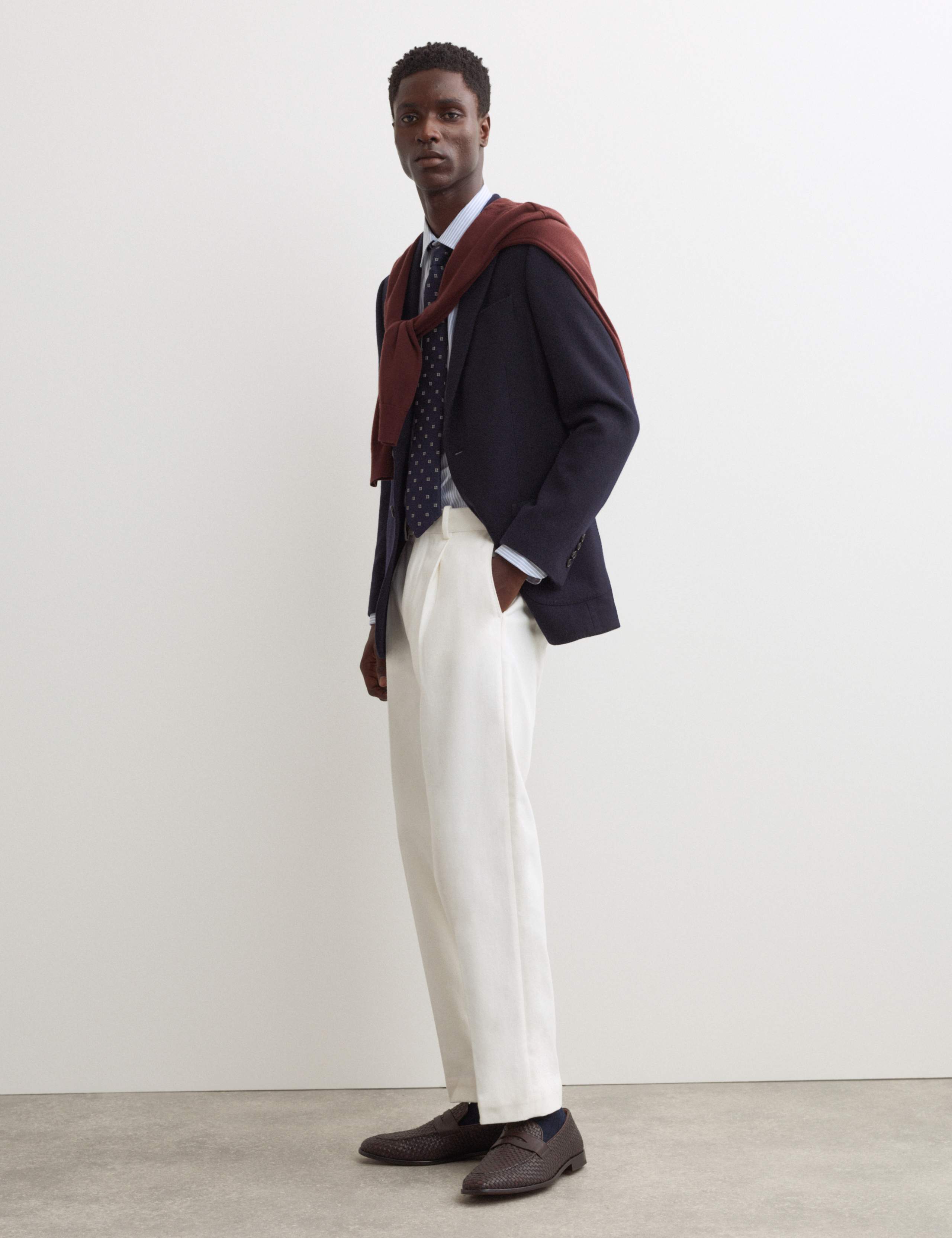 Tailored Fit Italian Wool Twill Blazer with Cashmere 6 of 8