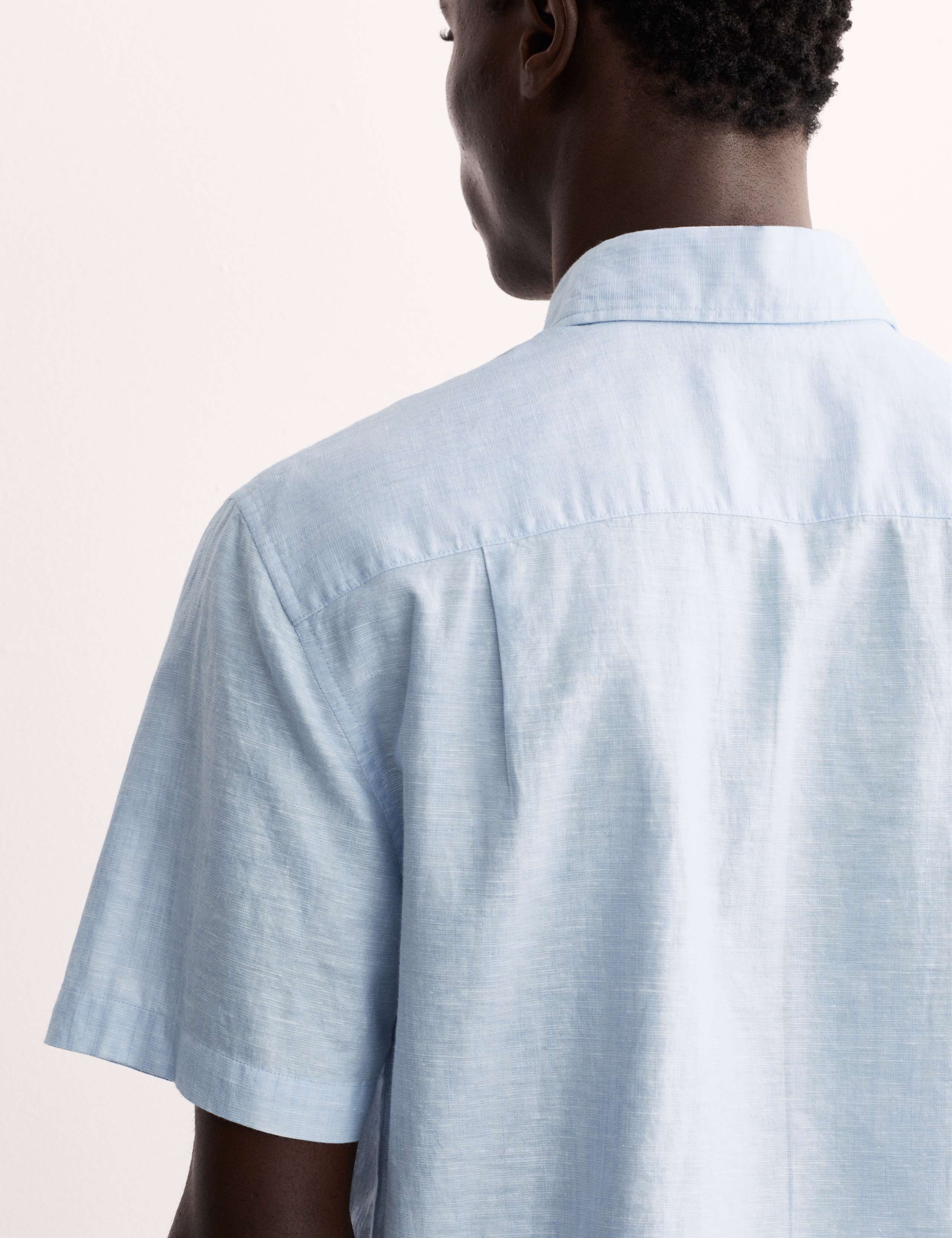 Regular Fit Luxury Linen Cotton Blend Short Sleeve Shirt 6 of 8