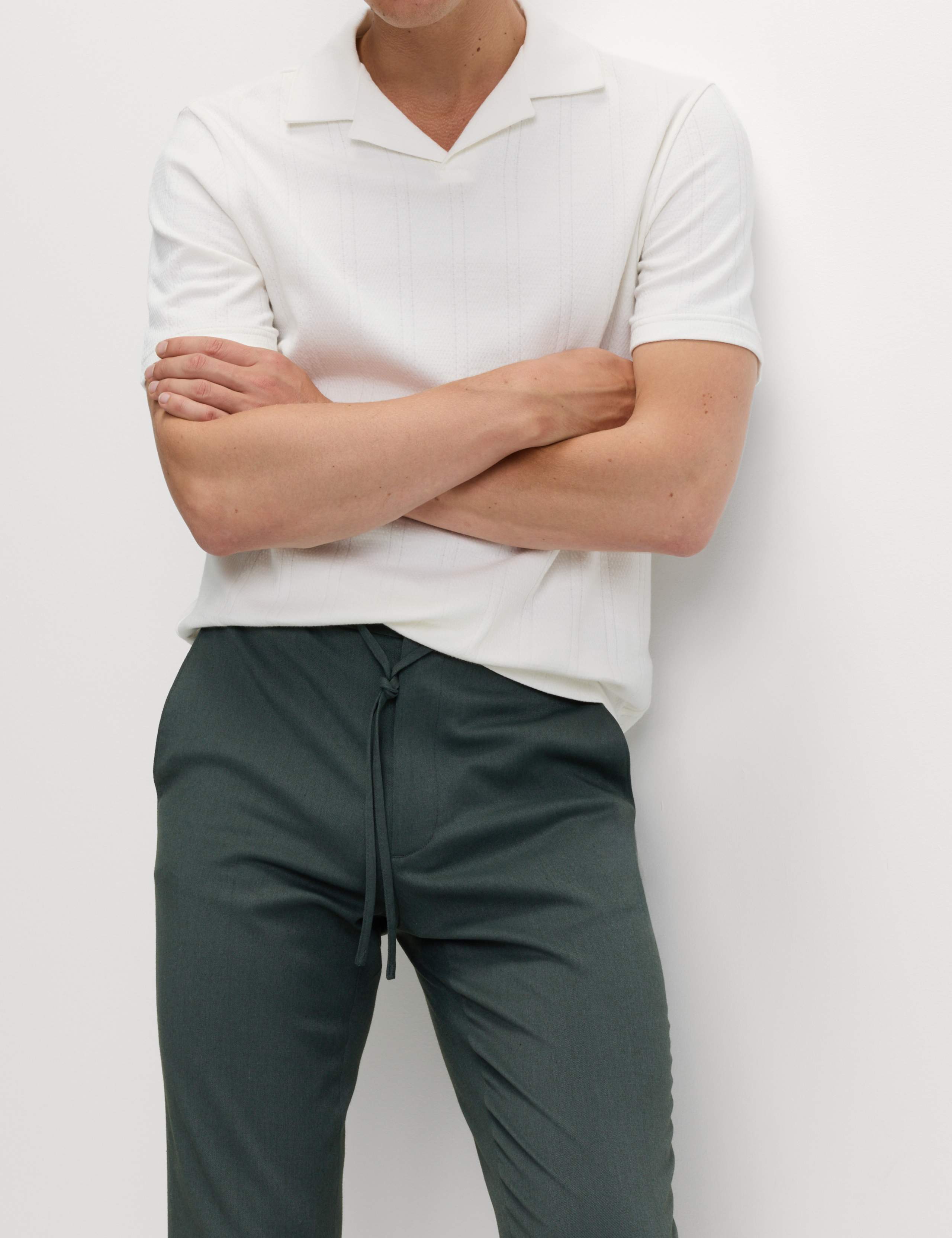 Tapered Fit Elasticated Trousers 4 of 5