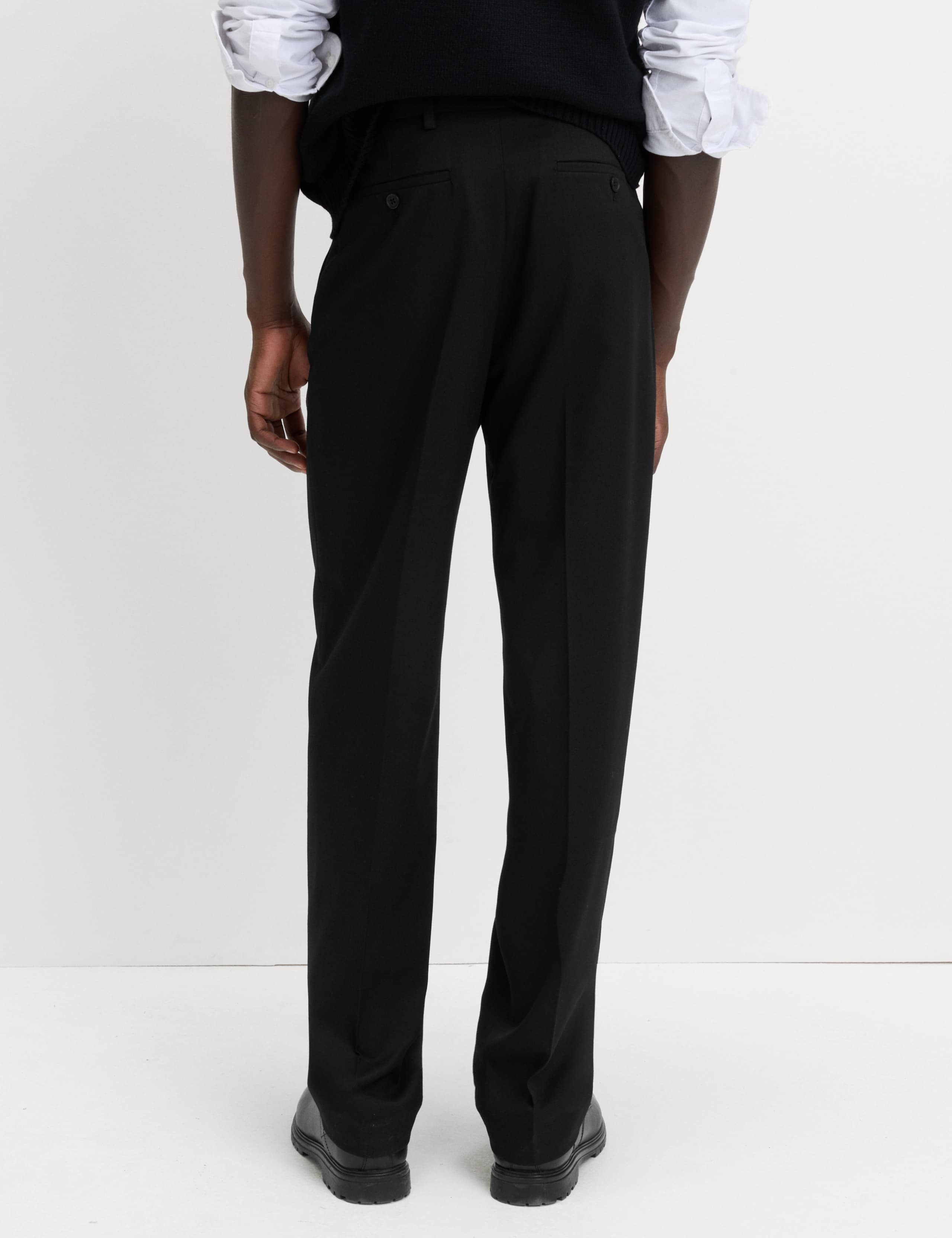 Relaxed Fit Single Pleat Trousers 6 of 7