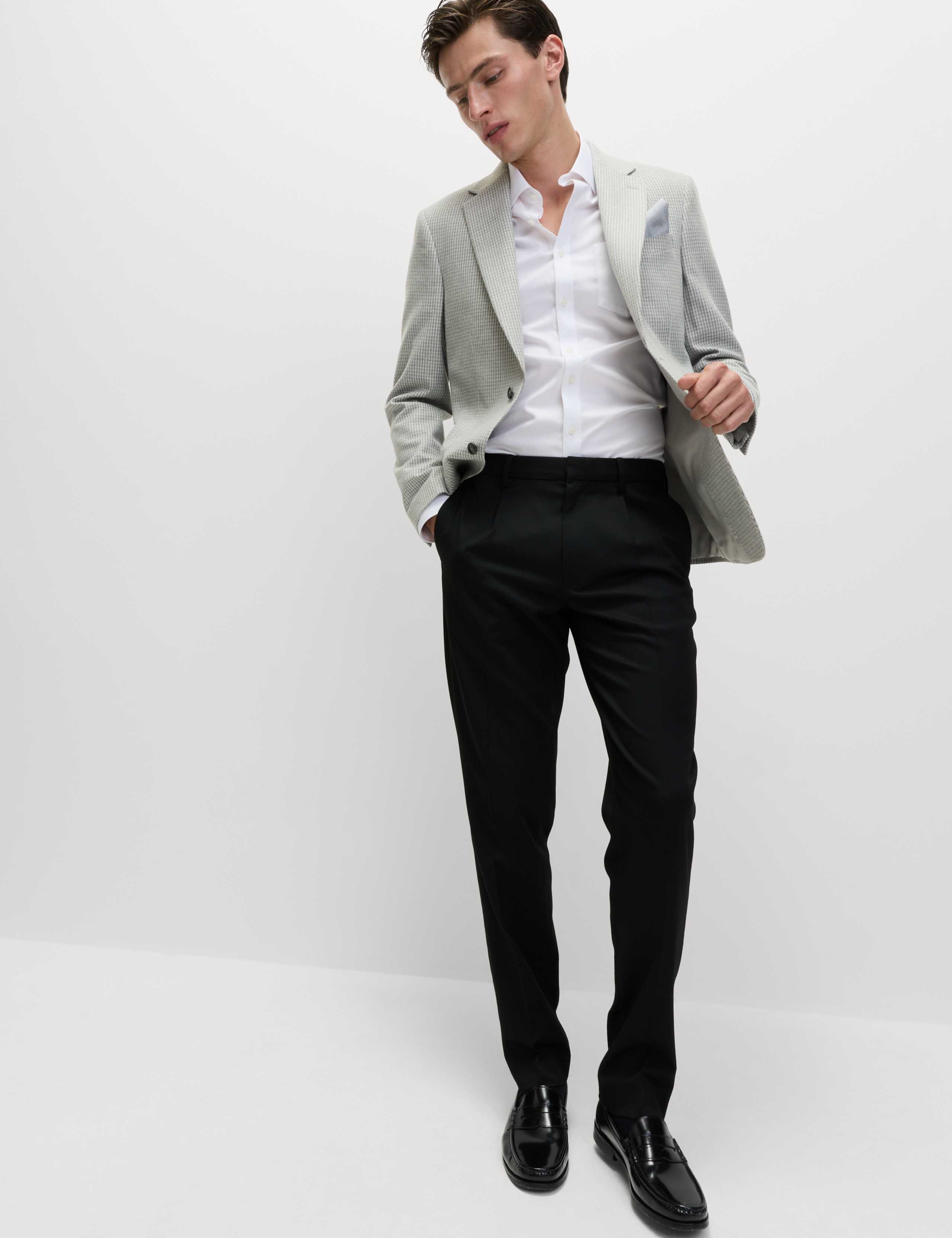 Tailored Fit Puppytooth Stretch Blazer 4 of 8