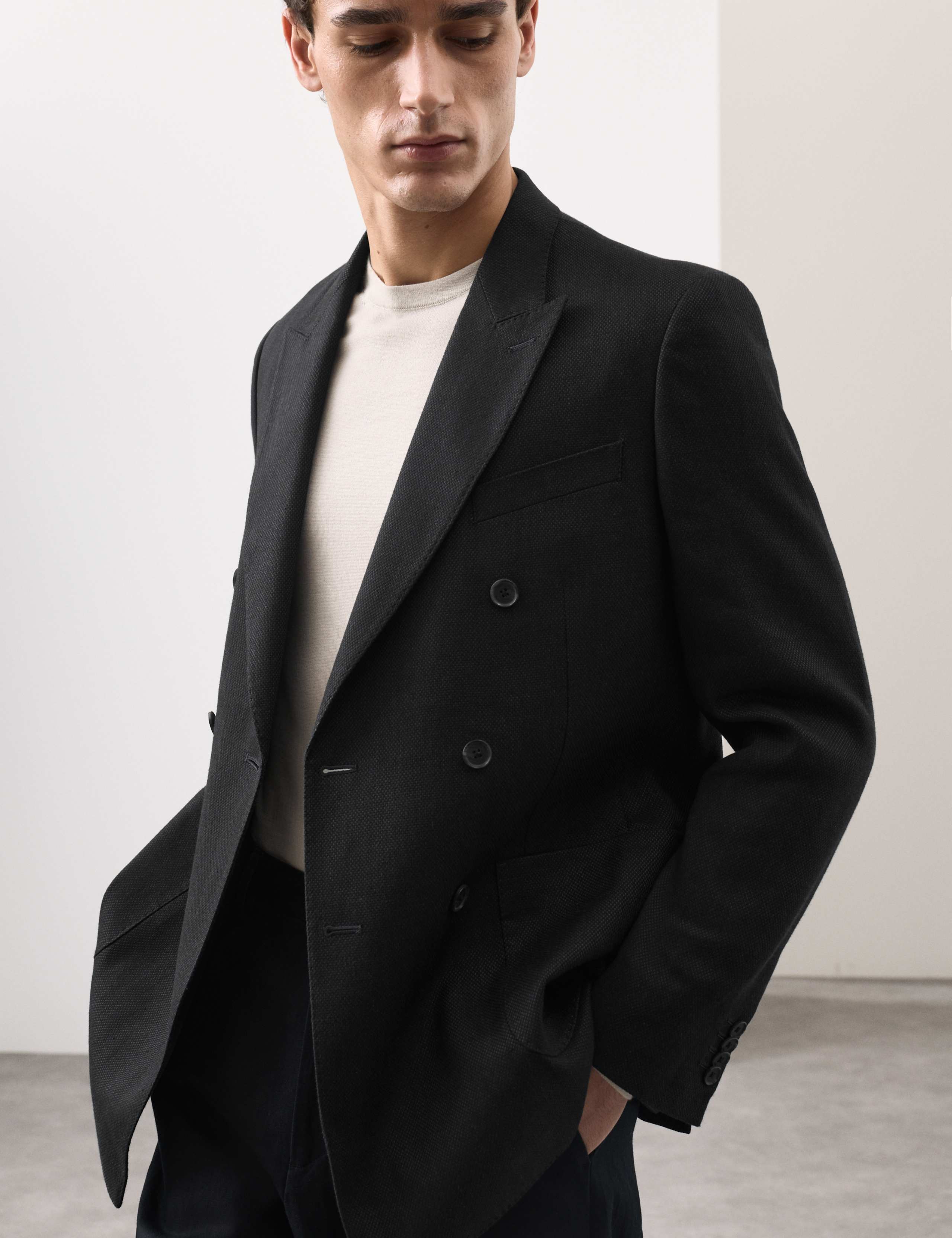 Tailored Fit Italian Linen Blend Double Breasted Blazer 1 of 6