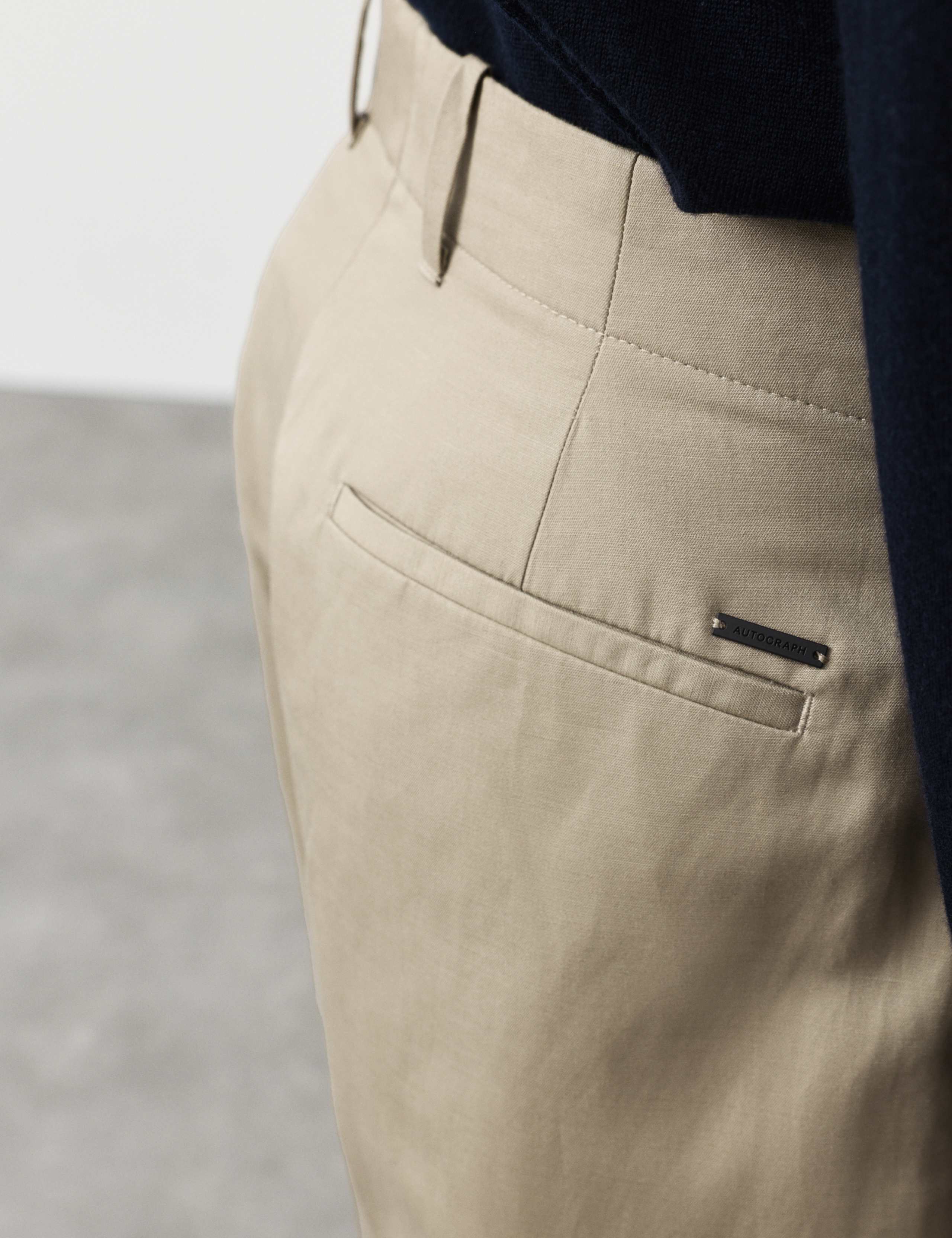 Relaxed Fit Lyocell Rich Pleat Front Trousers 3 of 6