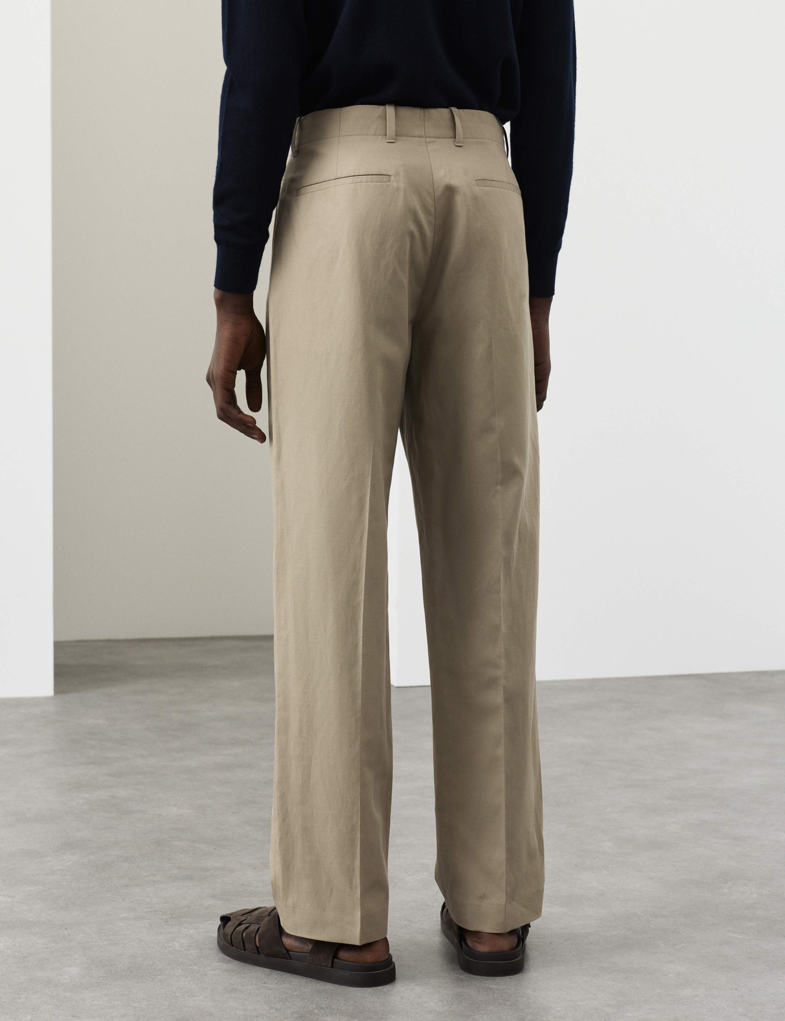 Relaxed Fit Lyocell Rich Pleat Front Trousers 5 of 6