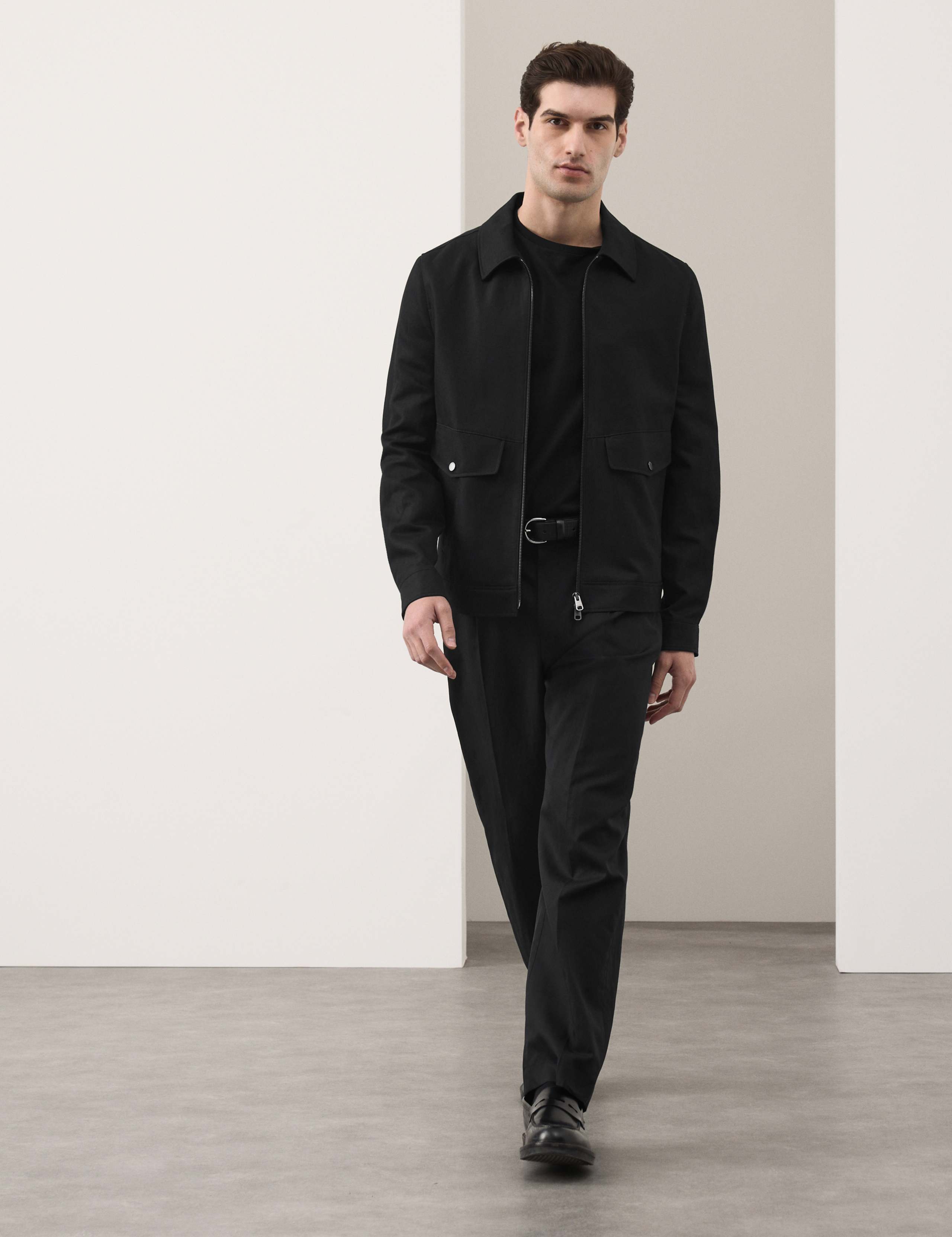 Relaxed Fit Lyocell Rich Pleat Front Trousers 7 of 7