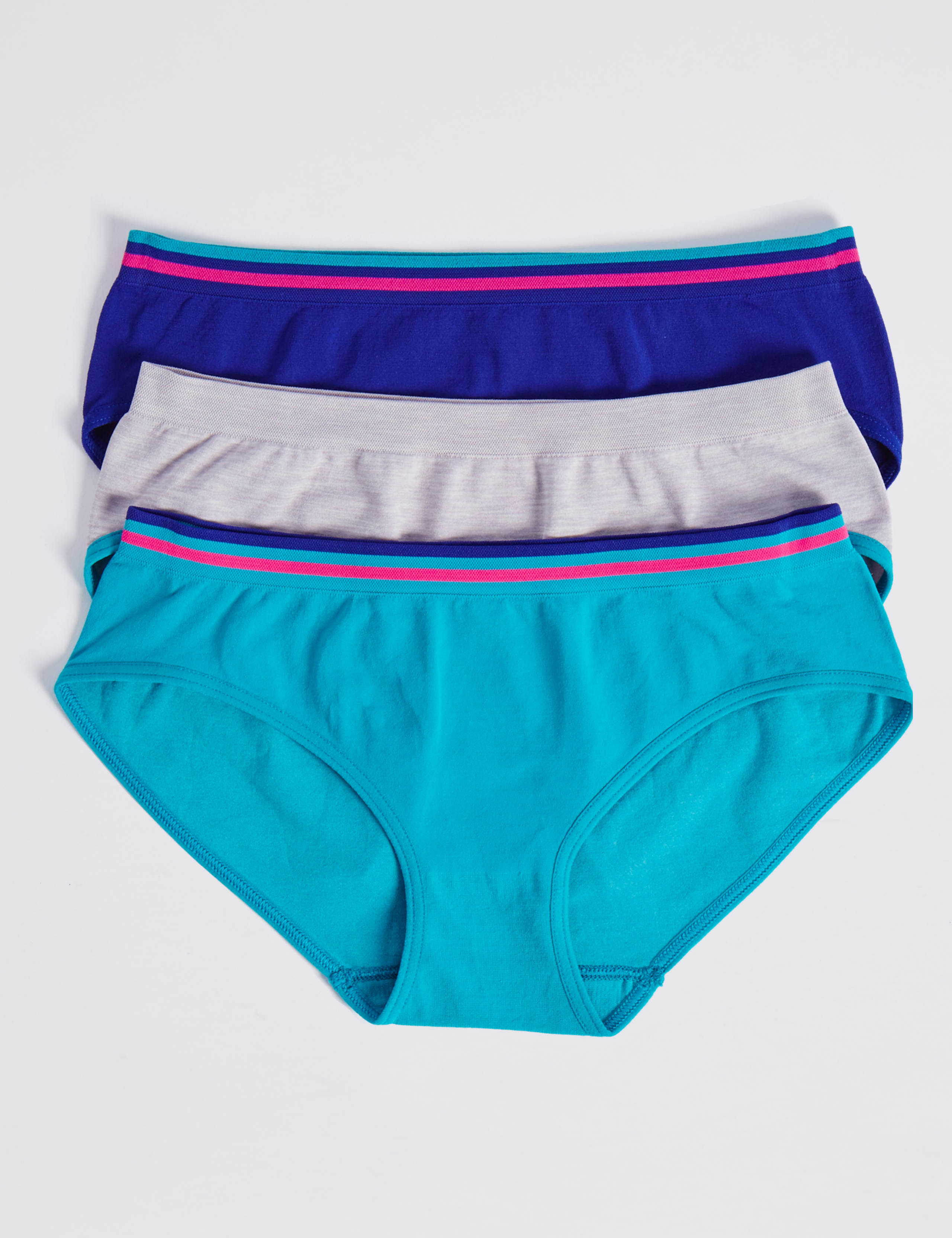 Seamfree Bikini Knickers (6-16 Years) 1 of 1