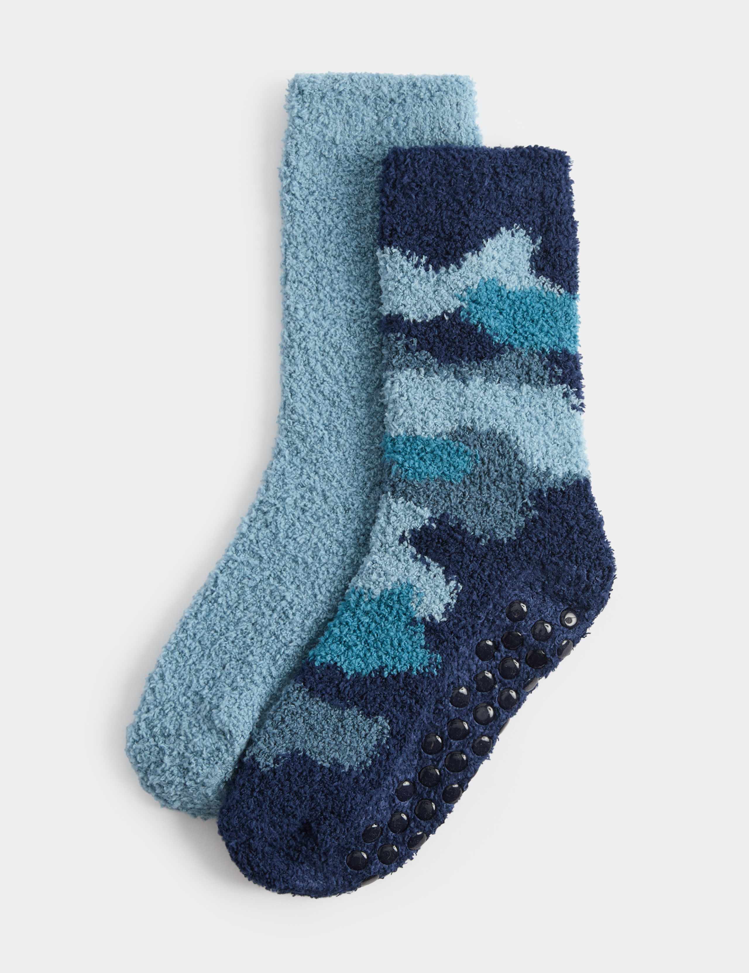2 Pack Camouflage Slipper Socks 1 of 2