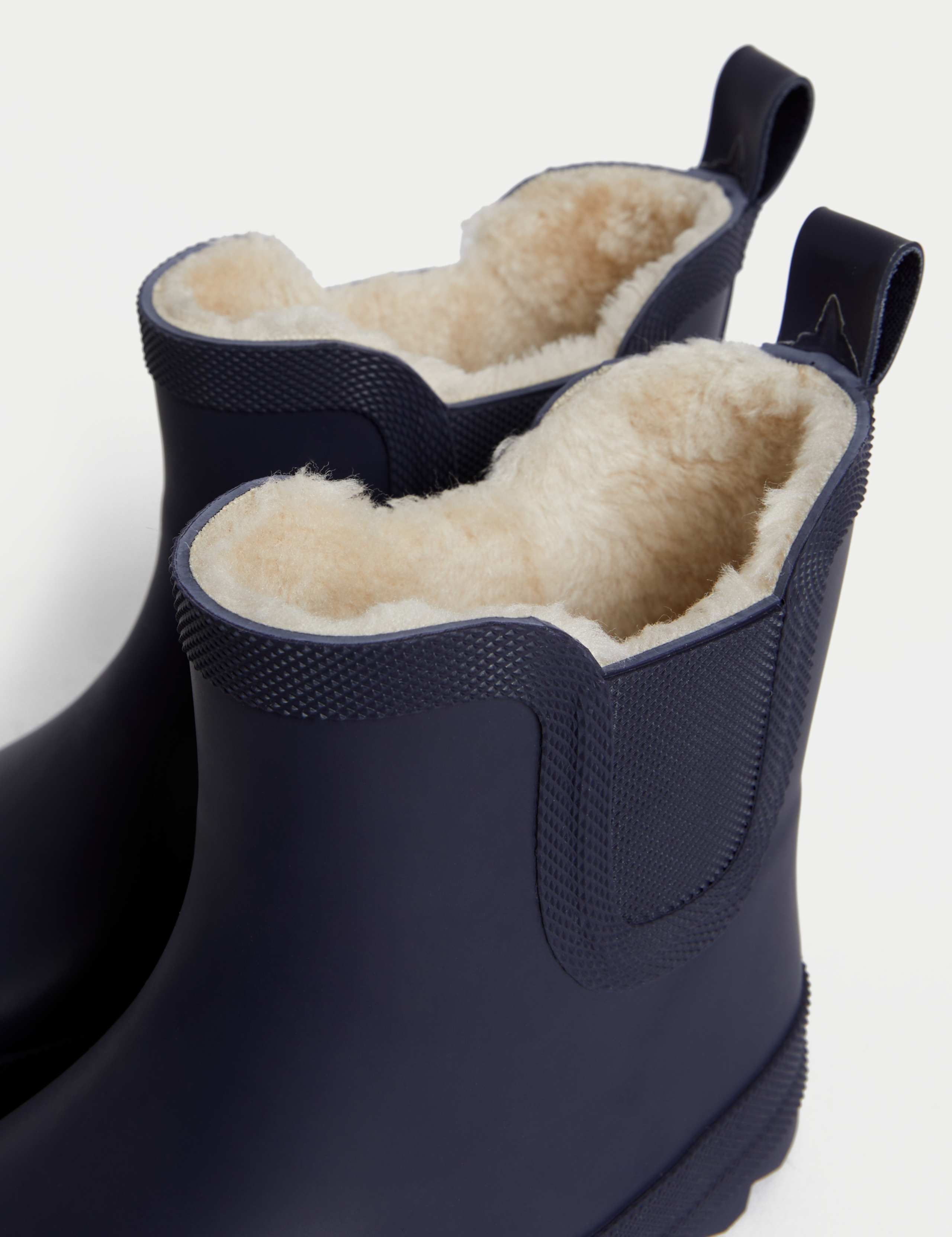 Kids' Wellies (4 Small - 2 Large) 3 of 4