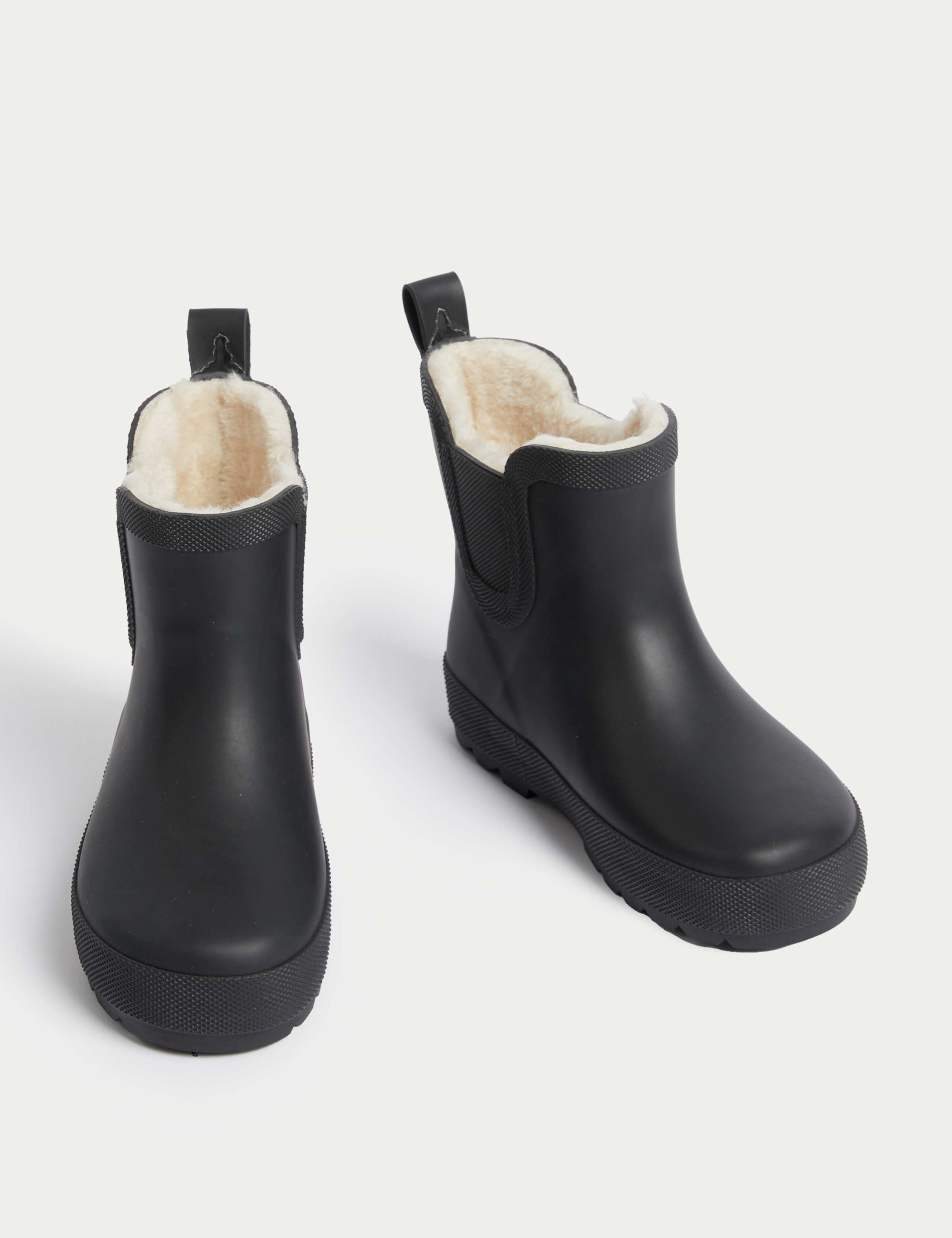 Kids' Wellies (4 Small - 2 Large) 2 of 4