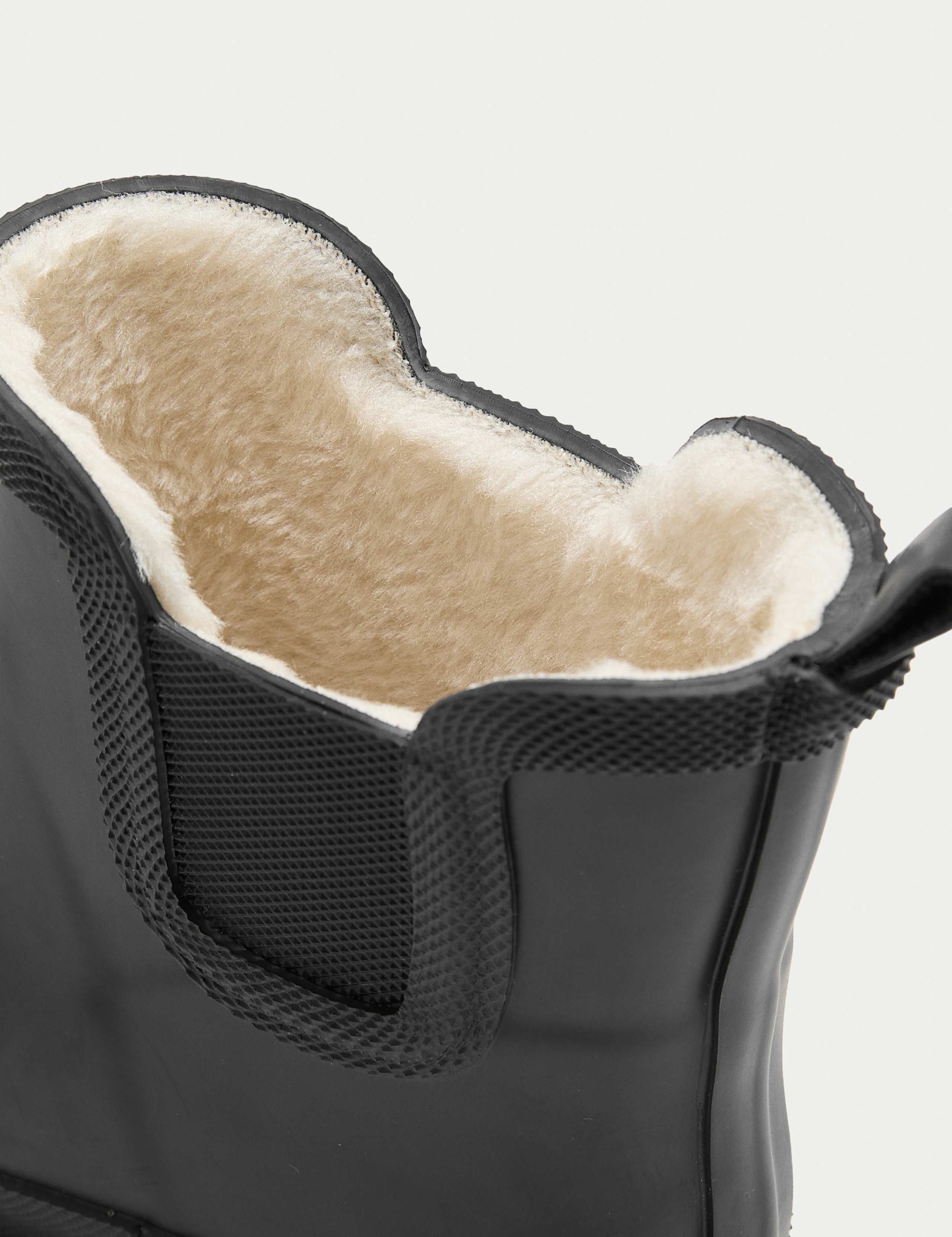 Kids' Warm Lined Chelsea Wellies (3 Small - 2 Large) 3 of 3