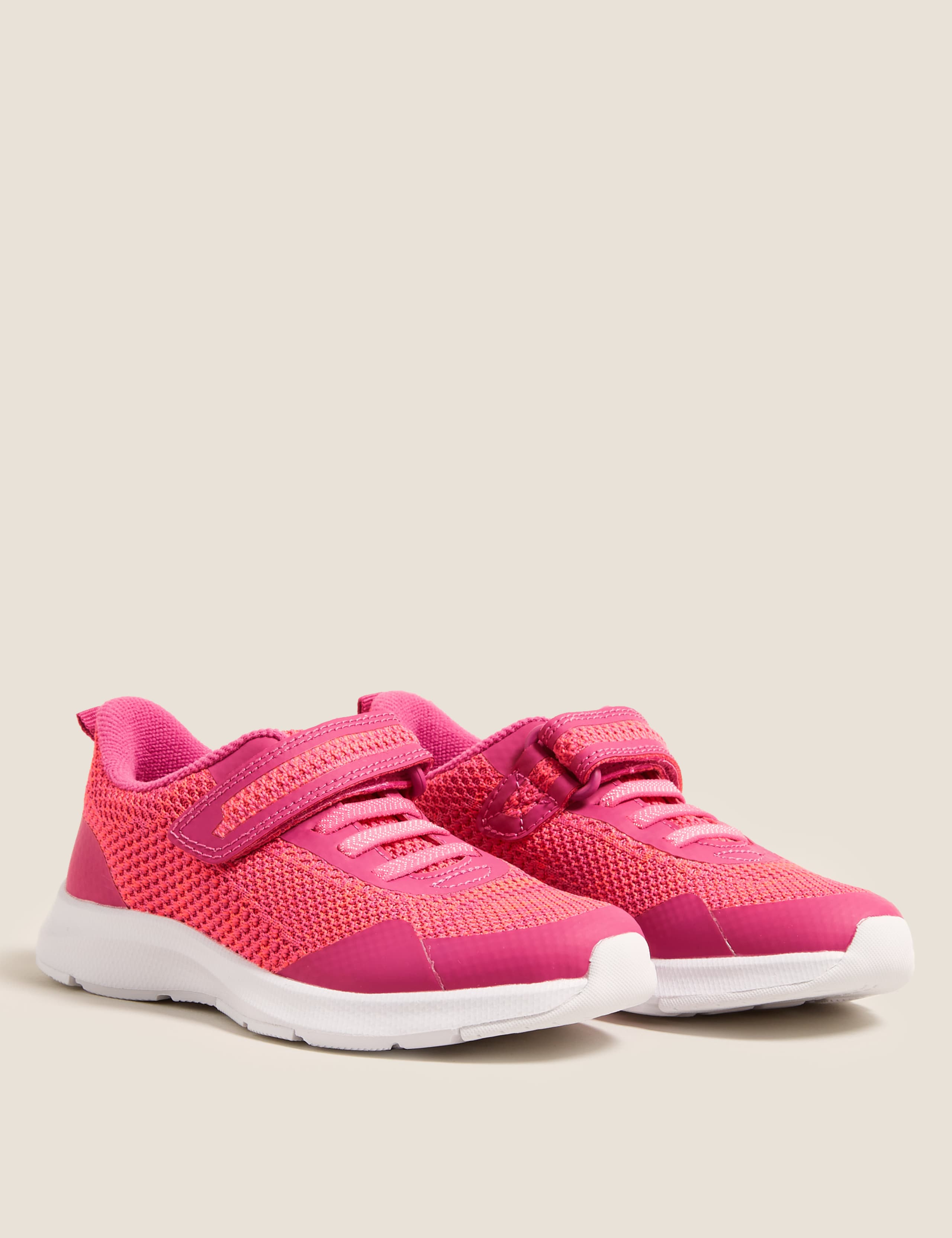 Kids' Freshfeet™ Riptape Trainers (3 Small - 3 Large) 2 of 6
