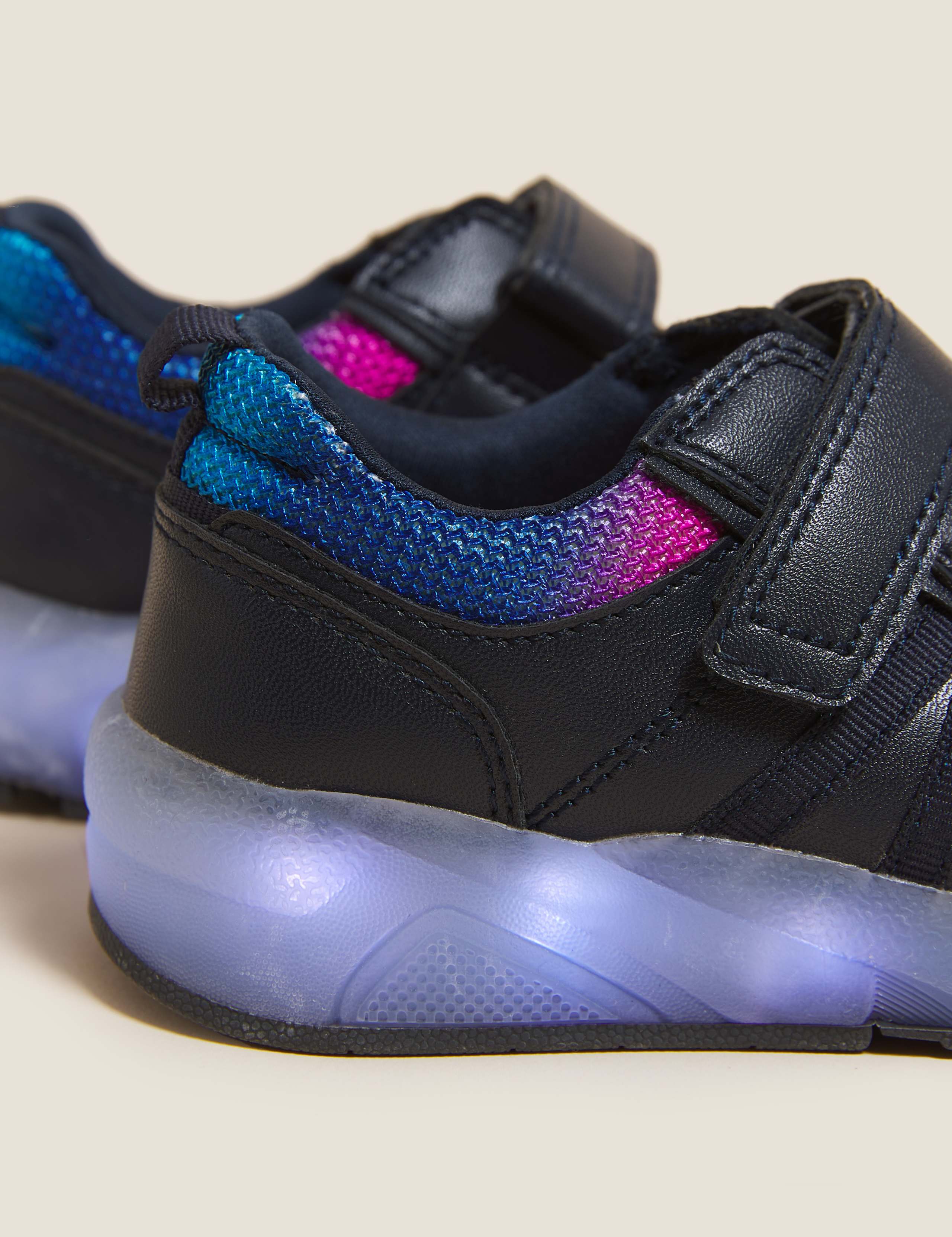 Kids' Freshfeet™ Light-up Trainers (5 Small - 12 Small) 4 of 6