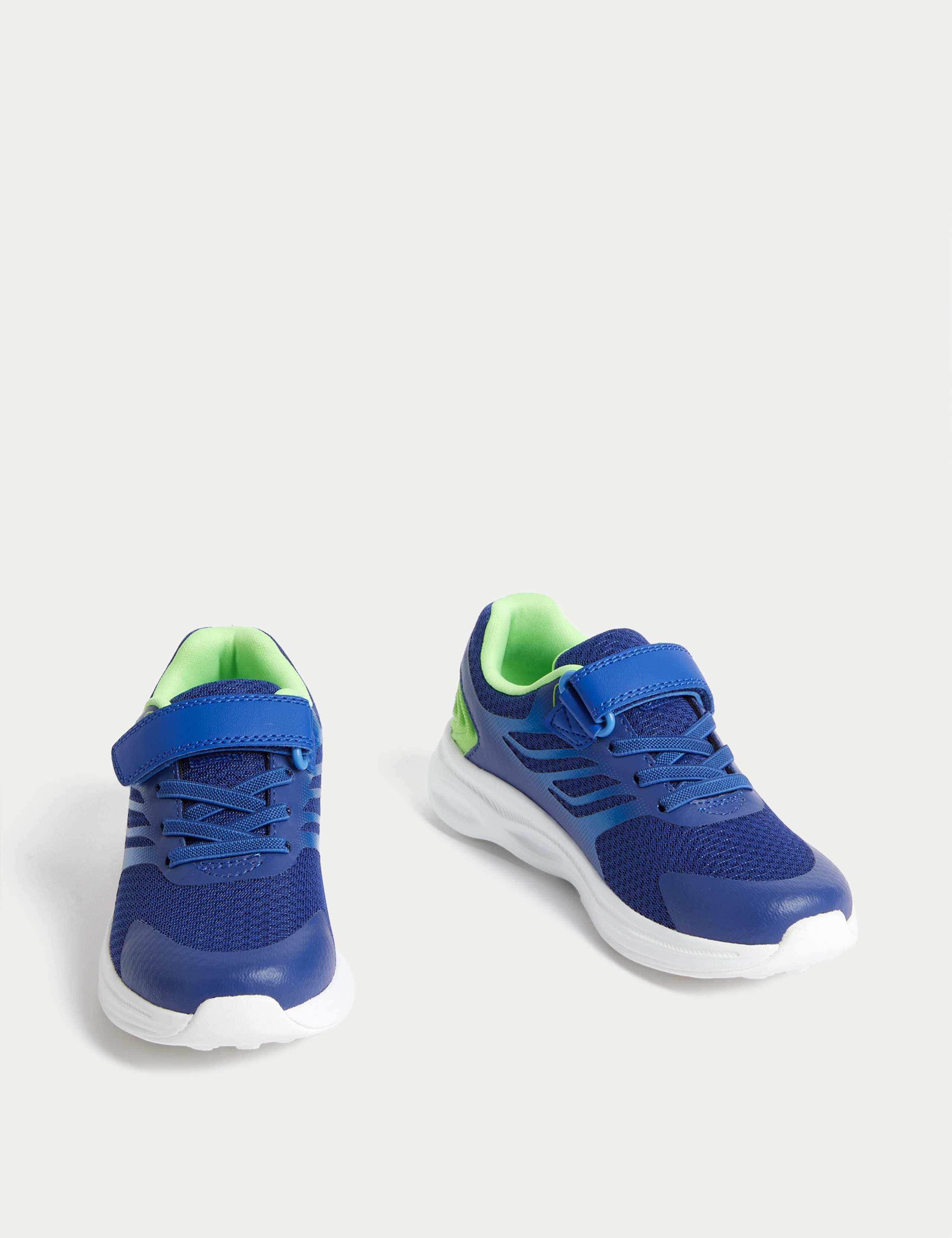 Kids' Riptape Sport Trainers (4 Small - 2 Large) 2 of 4