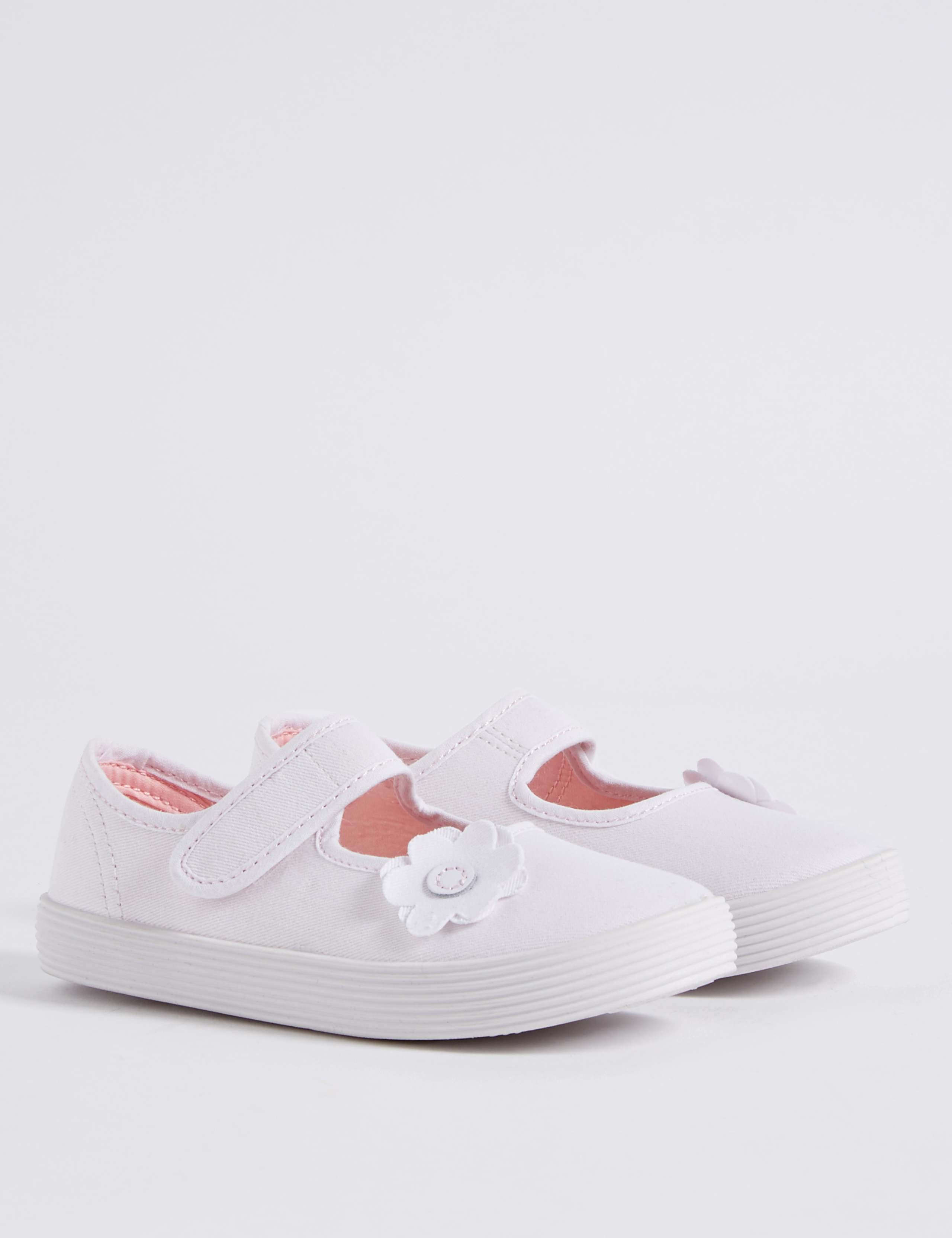 Kids' Riptape Plimsolls (7 Small - 4 Large) 1 of 5