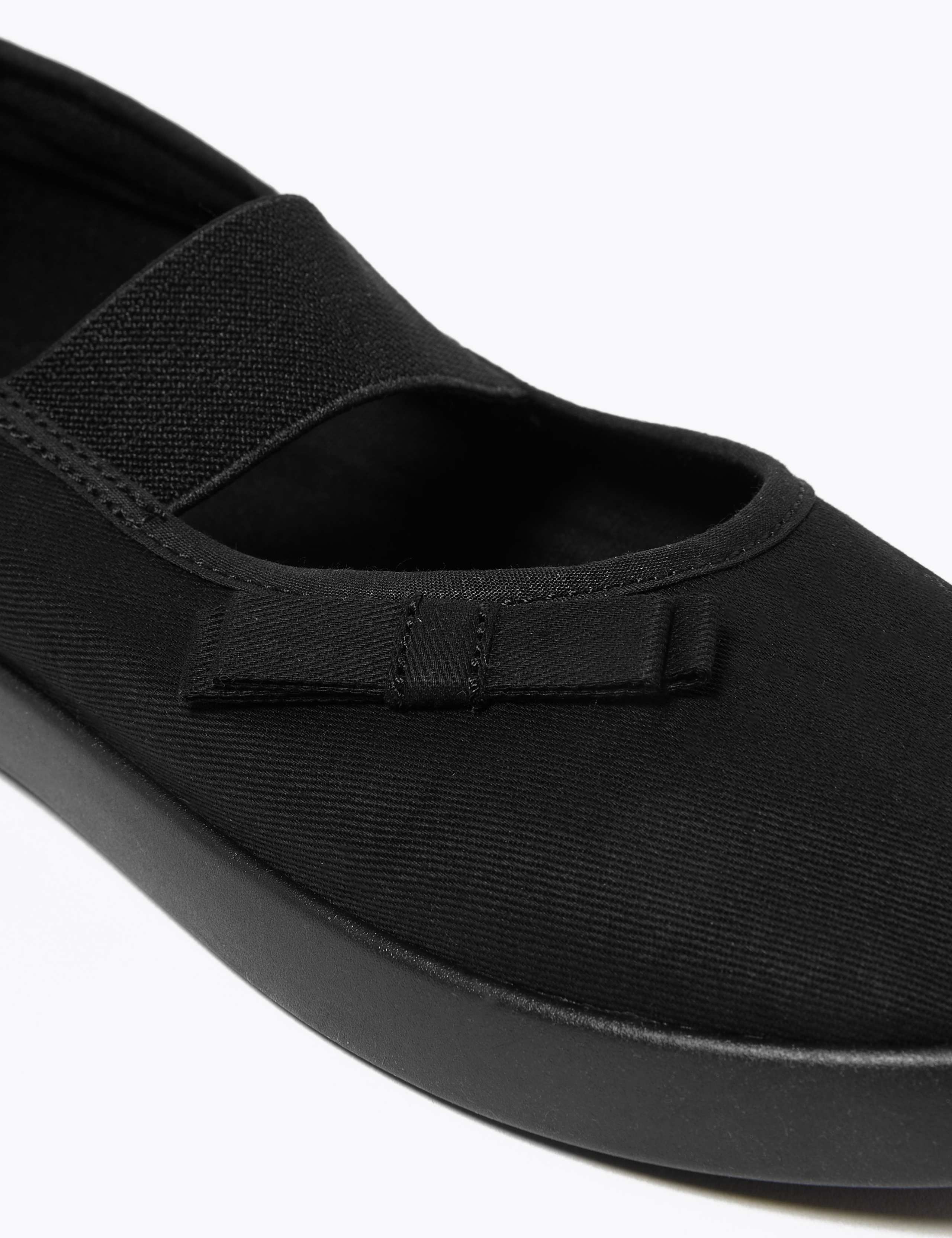 Kids' Slip-On Mary Jane Plimsolls (7 Small - 4 Large) 4 of 5