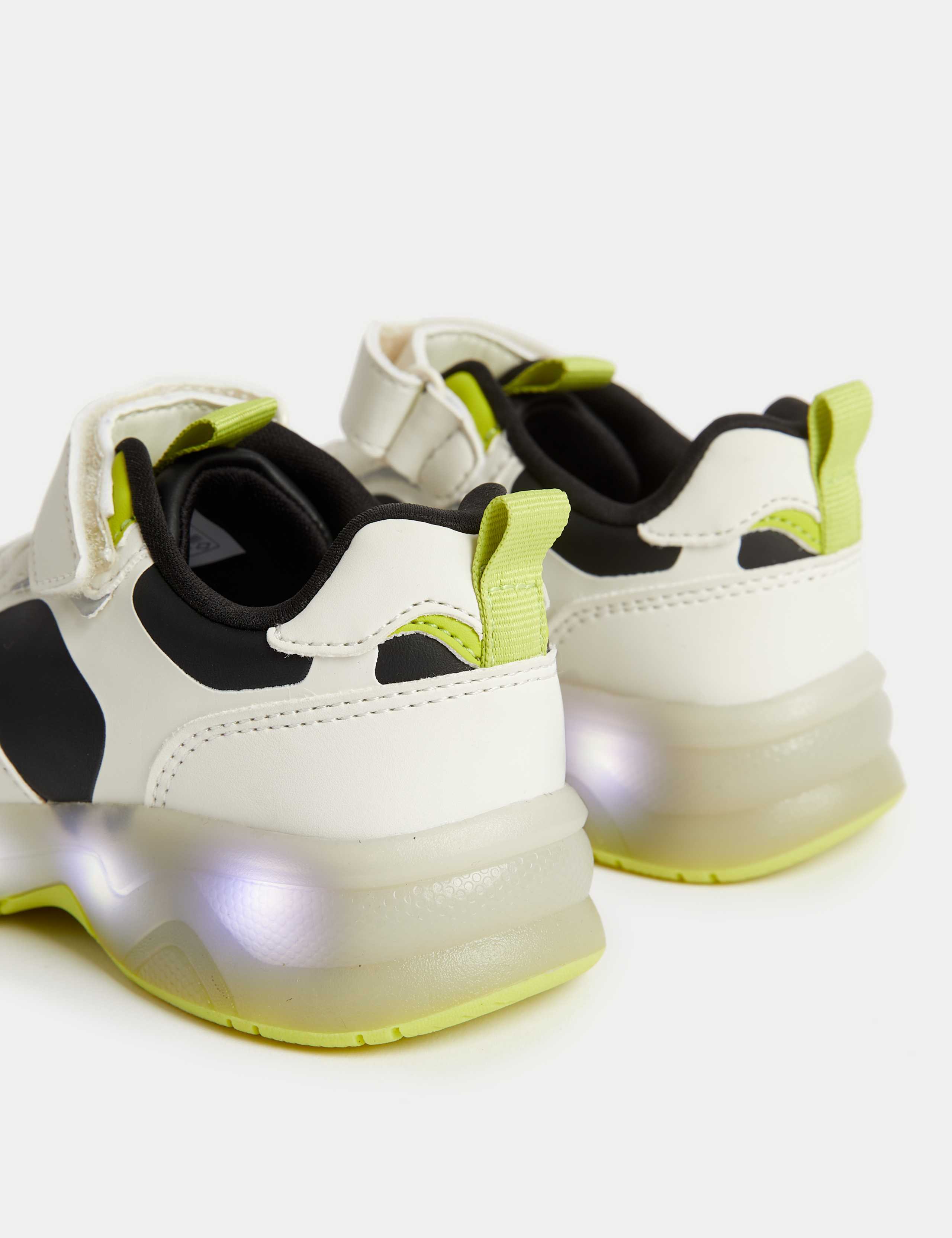 Kids' Riptape Light-Up Trainers (4 Small - 2 Large) 3 of 4