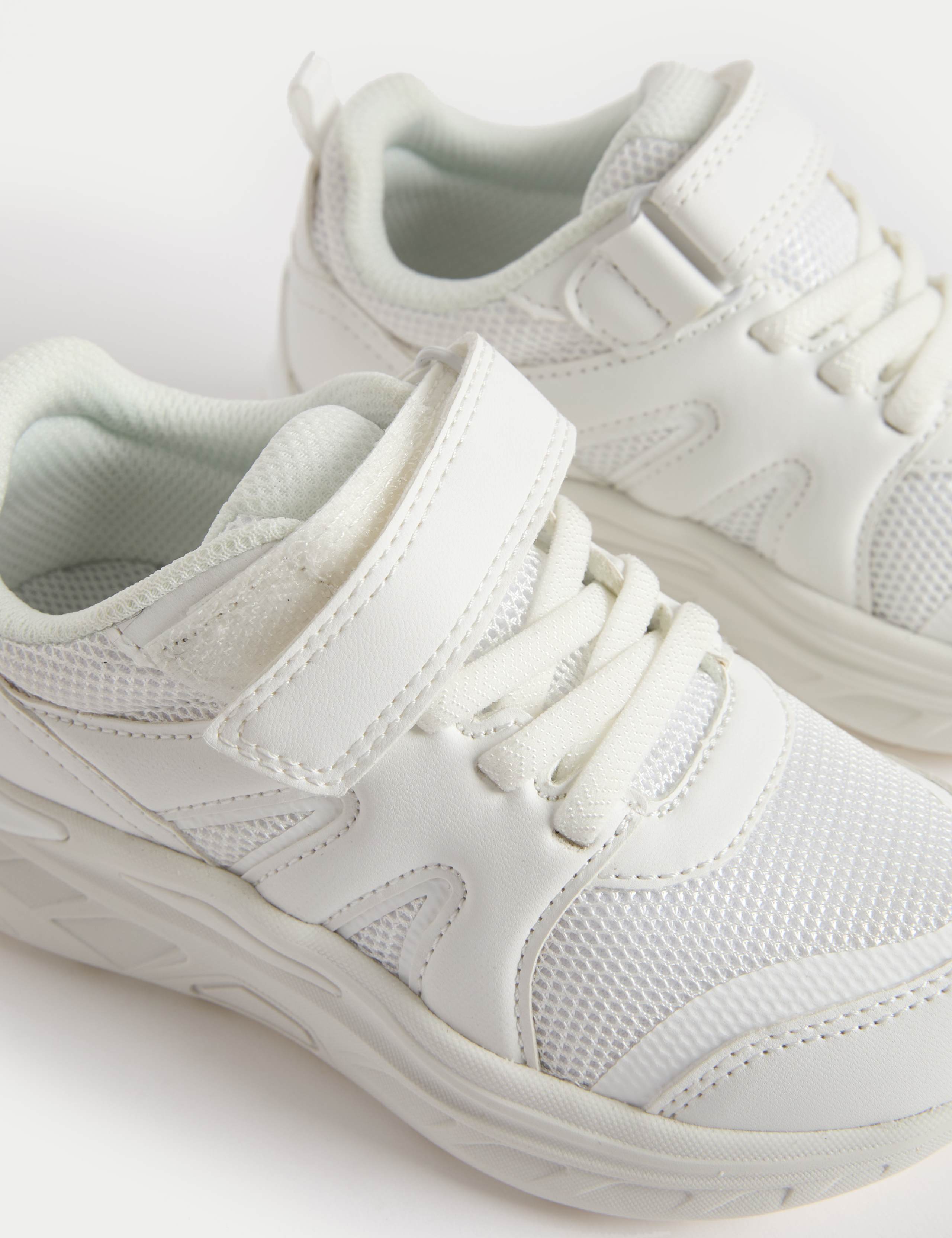 Kids' Freshfeet™ Riptape Trainers (4 Small - 2 Large) 3 of 4