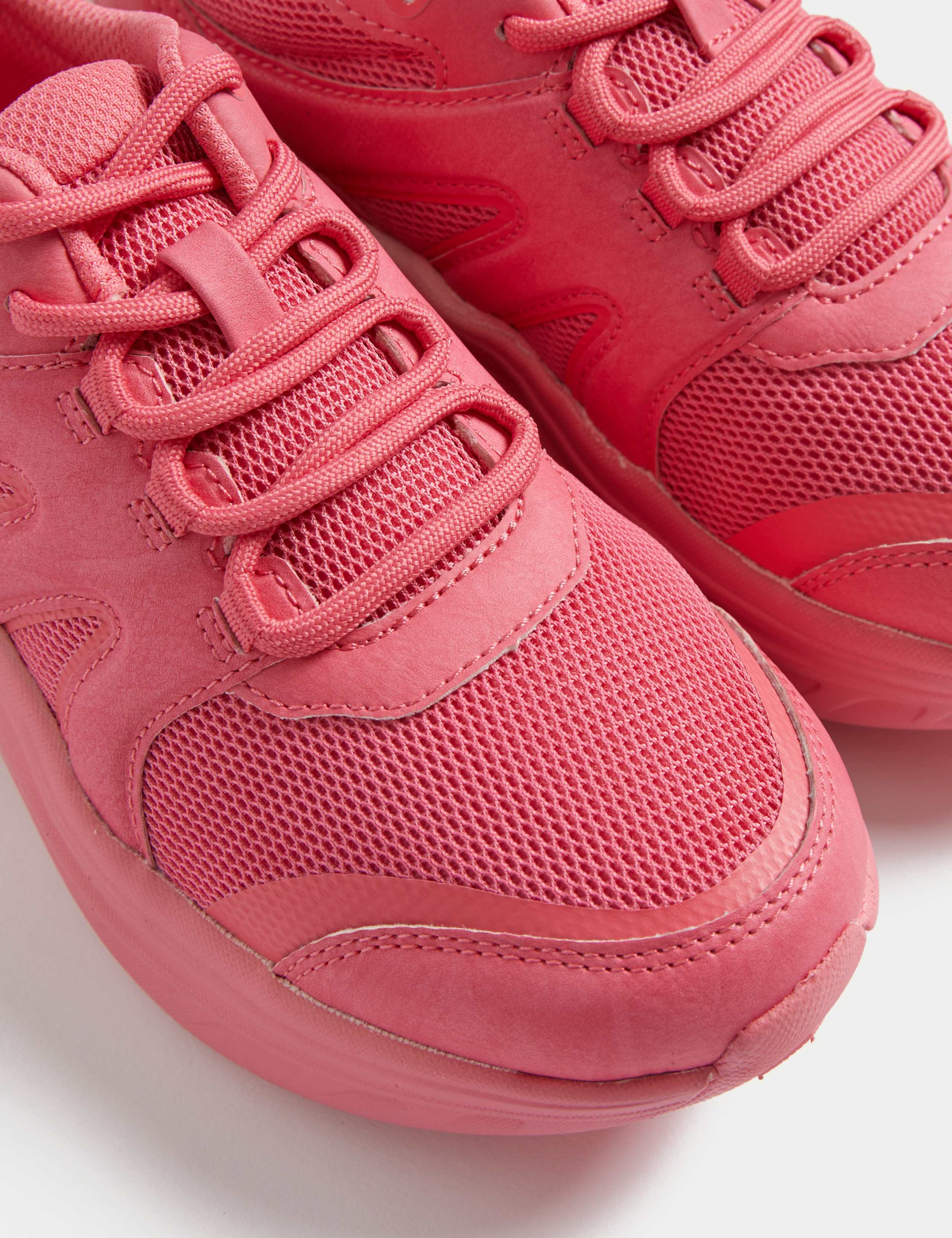 Kids' Freshfeet™ Trainers (1 Large - 7 Large) 3 of 4