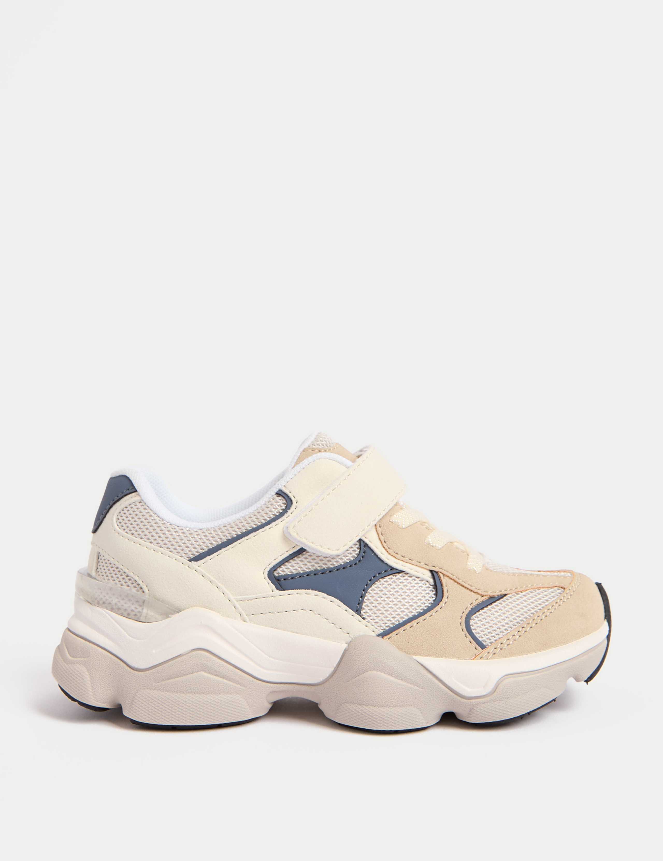 Kids' Chunky Freshfeet™ Riptape Trainers (4 Small - 3 Large) 1 of 4