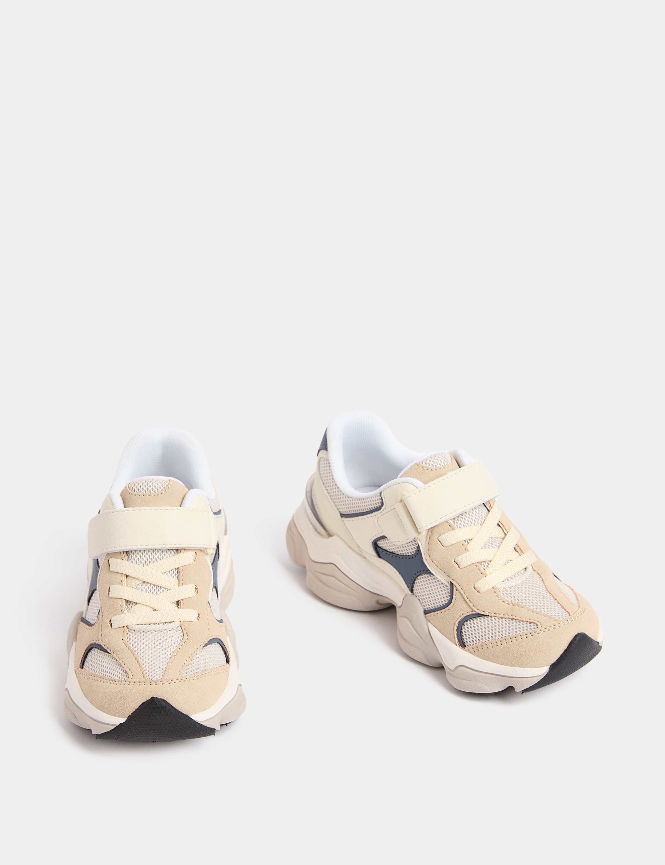 Kids' Chunky Freshfeet™ Riptape Trainers (4 Small - 3 Large) 2 of 4