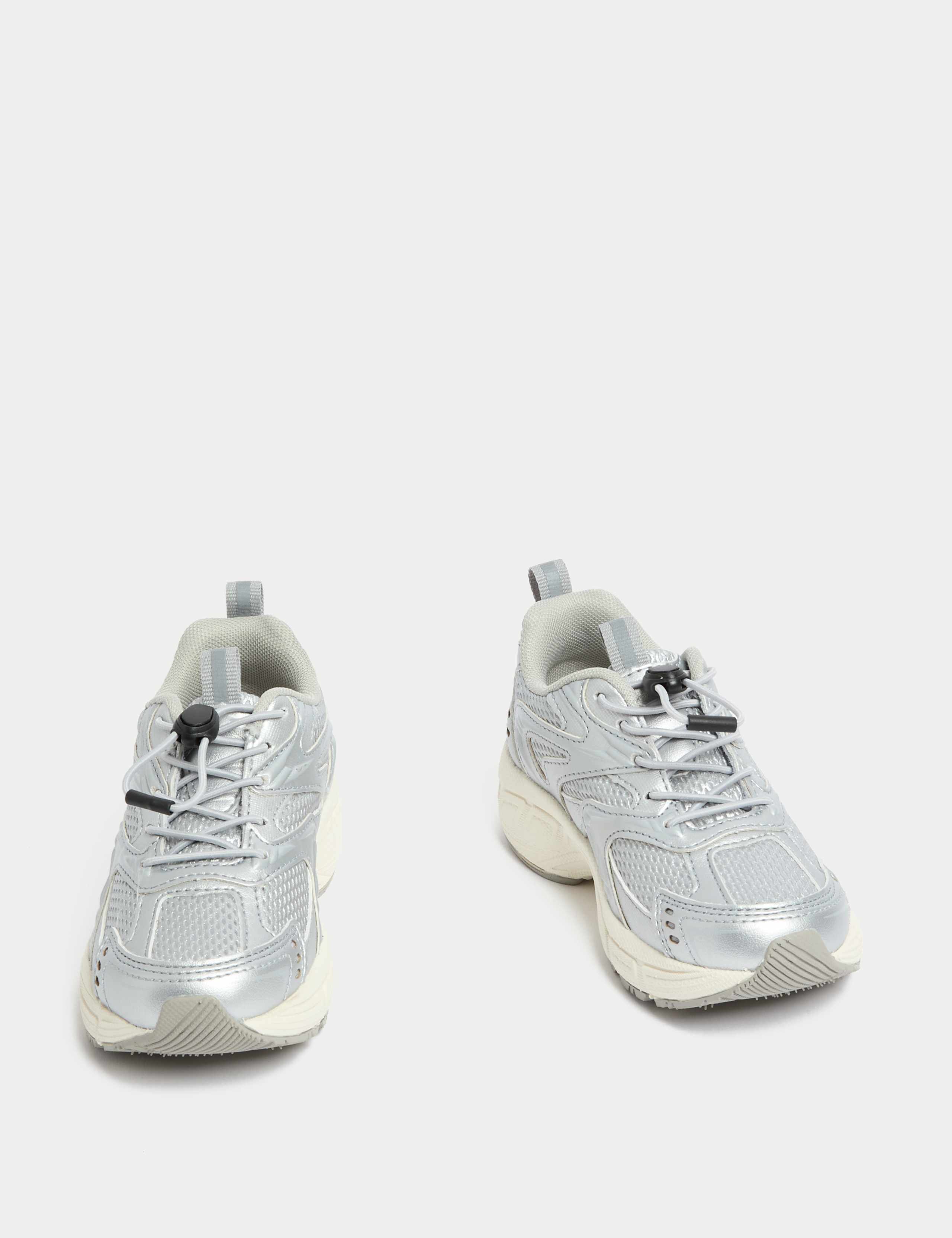 Kids' Freshfeet™ Toggle Runner Trainers (4 Small - 7 Large) 2 of 4